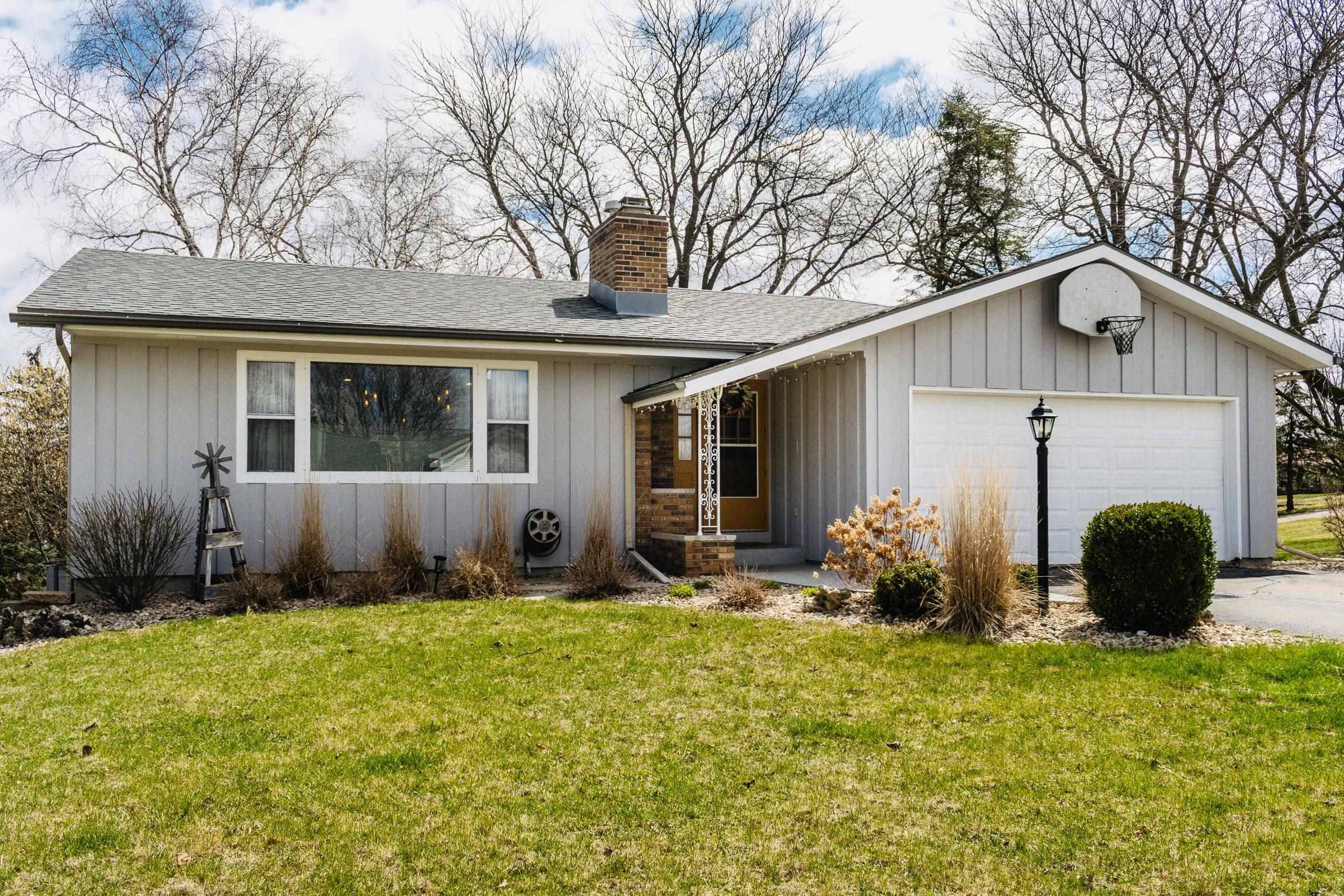 Mount Horeb, WI 53572,501 Lake Street