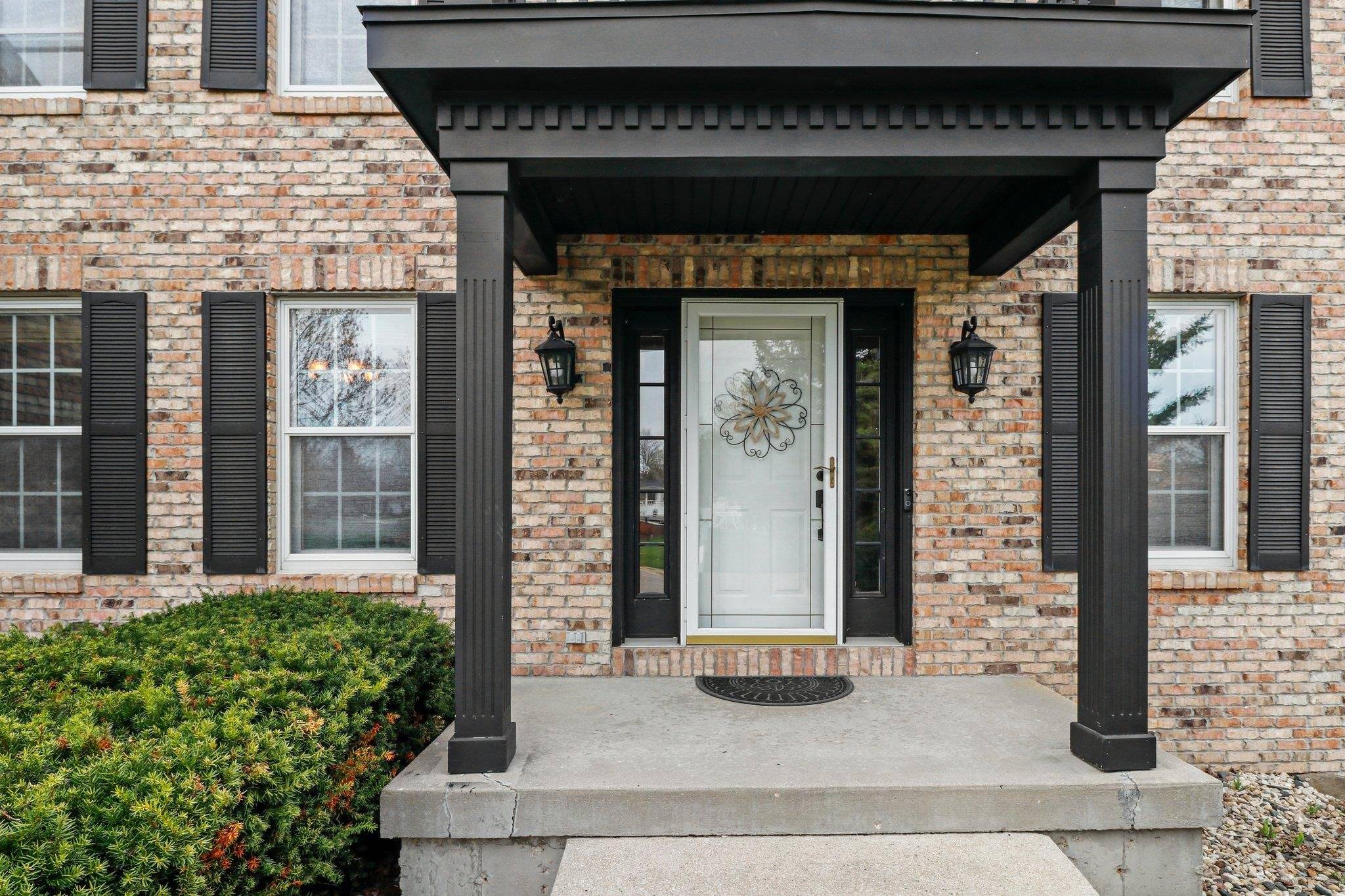 Sun Prairie, WI 53590,911 Chalfont Drive