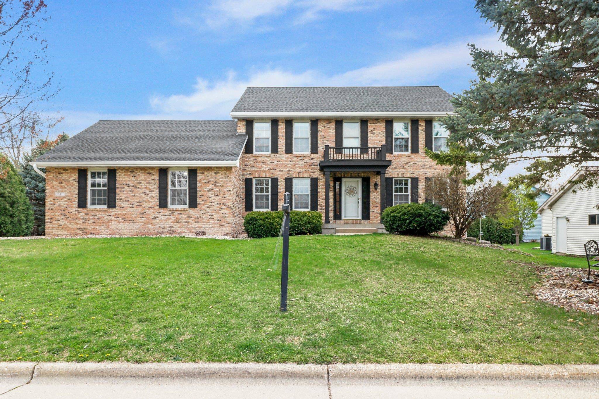 Sun Prairie, WI 53590,911 Chalfont Drive