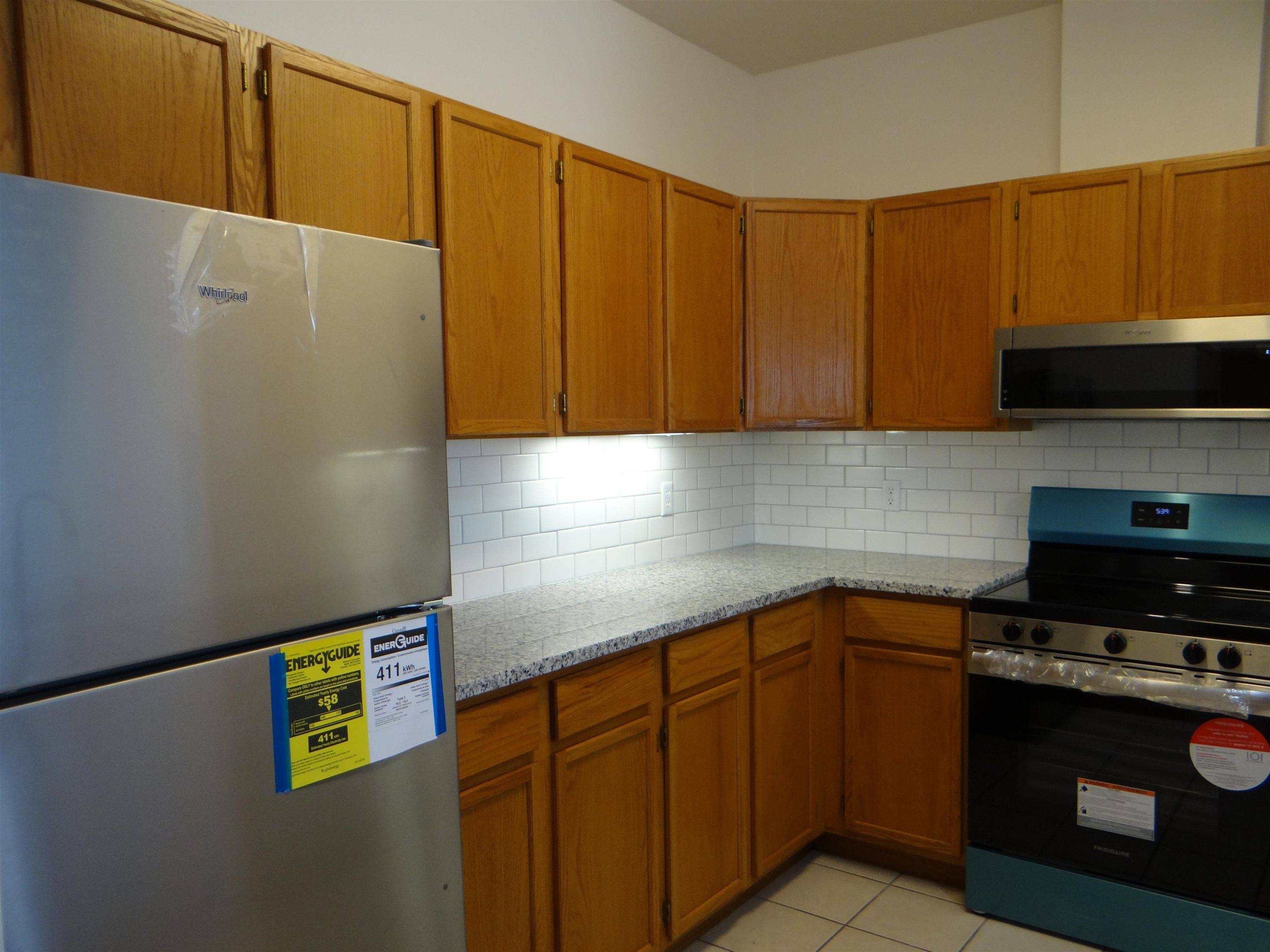 Madison, WI 53717,301 Harbour Town Drive #208
