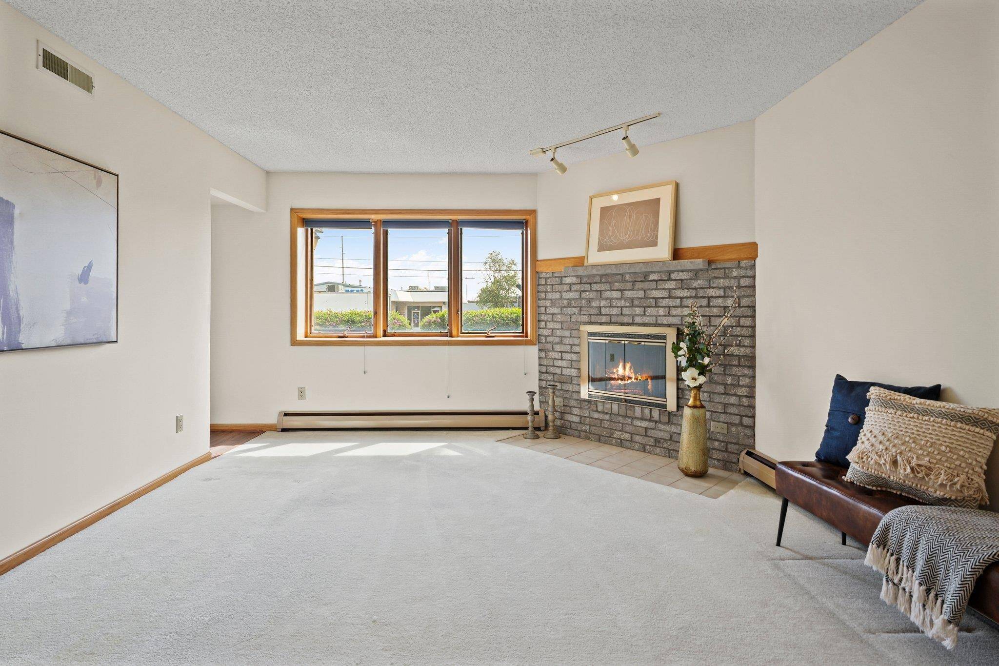 Madison, WI 53704-3953,5 Maple Wood Lane #107