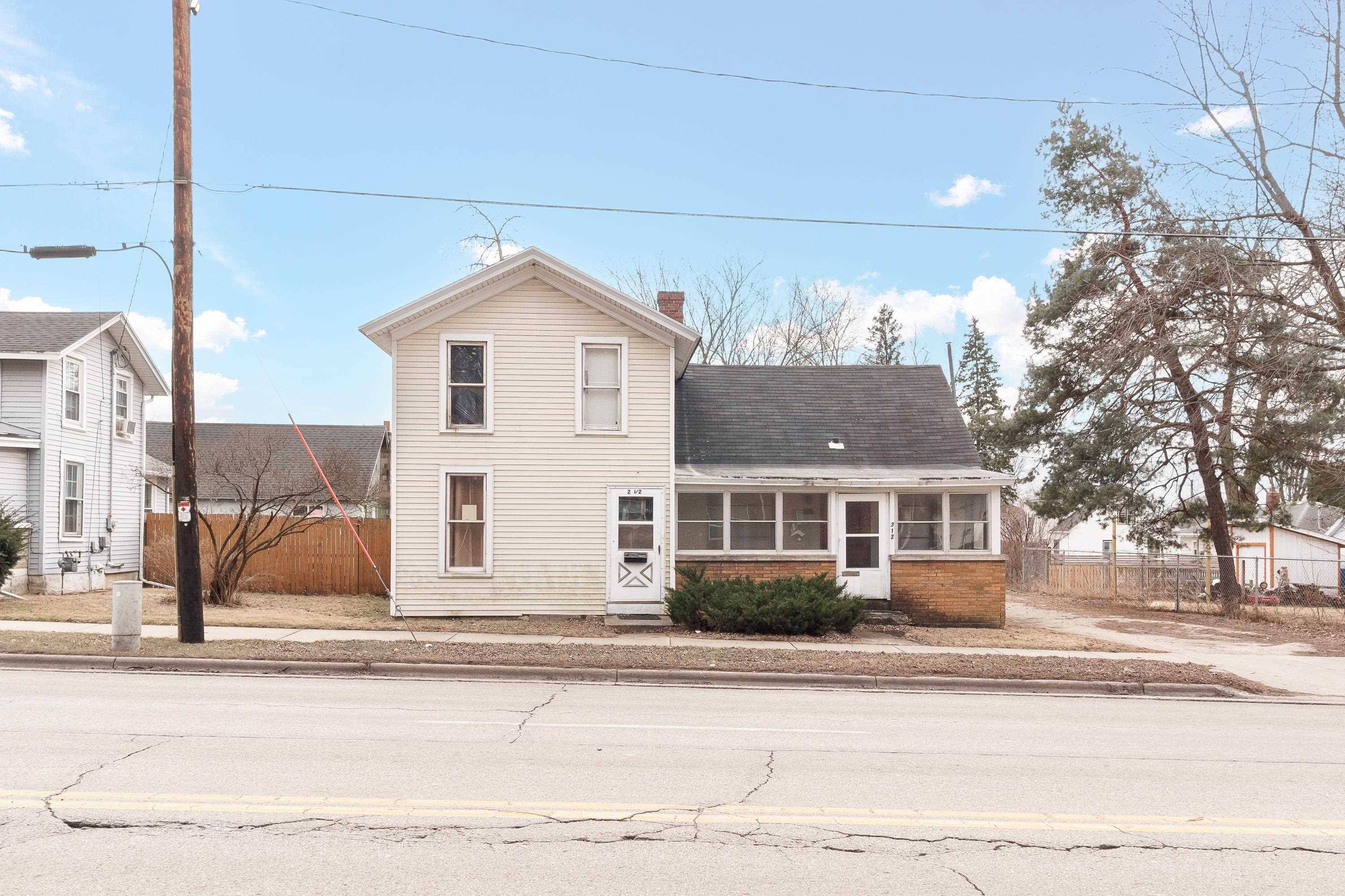 Janesville, WI 53545,312 E Memorial Drive