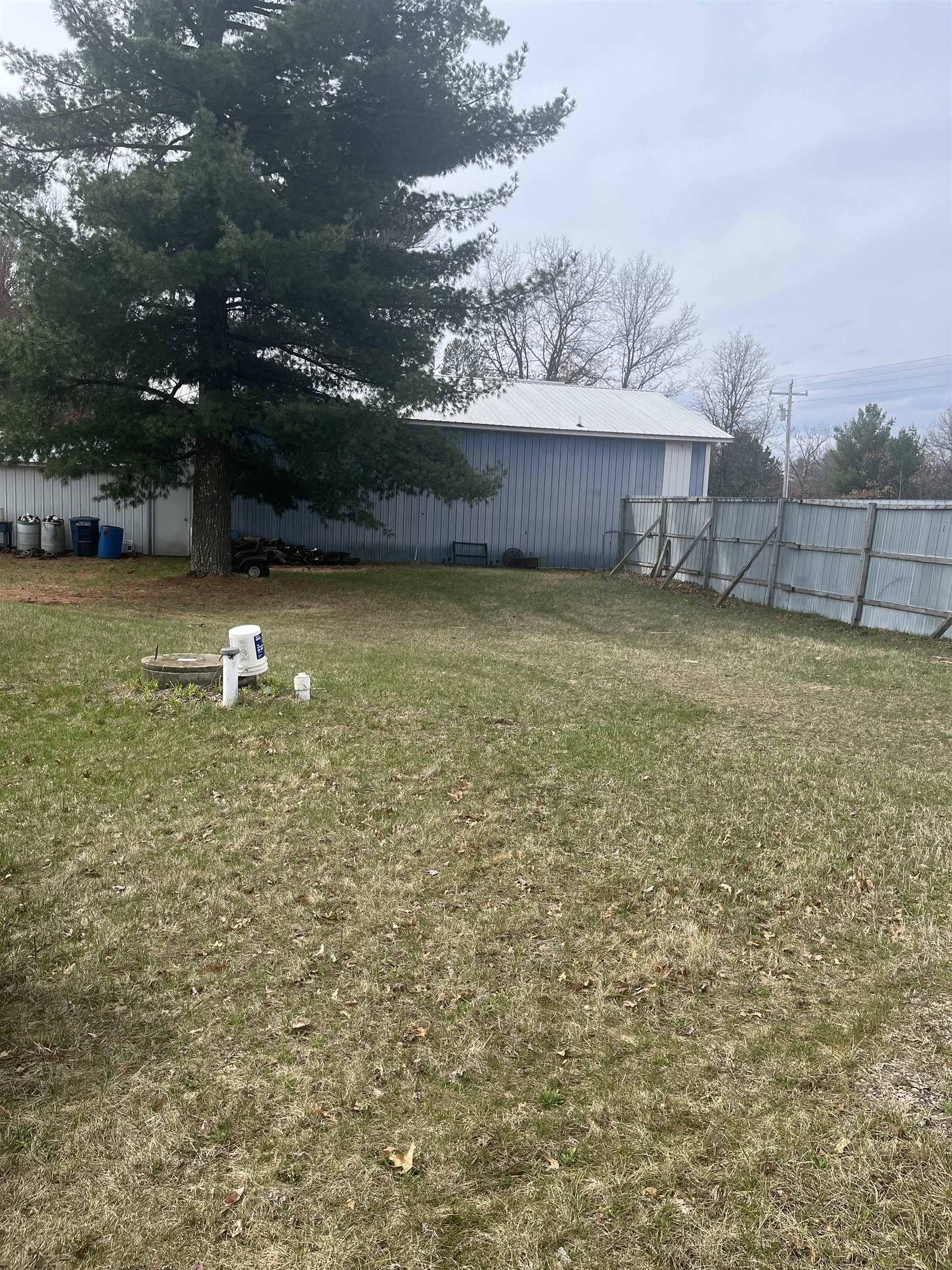 Arkdale, WI 54613,964 Highway 13