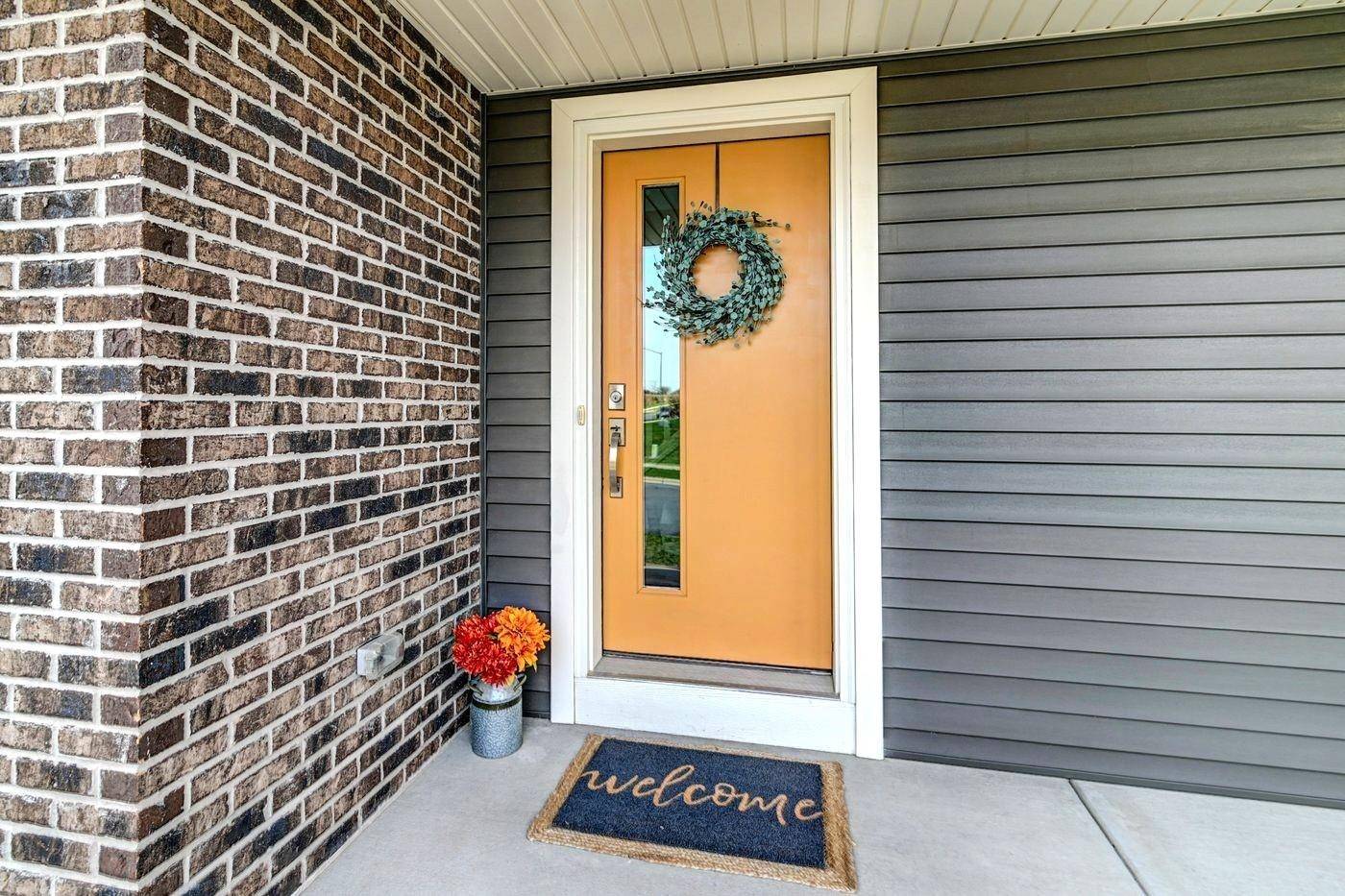 Verona, WI 53593,303 Pine Lawn Parkway