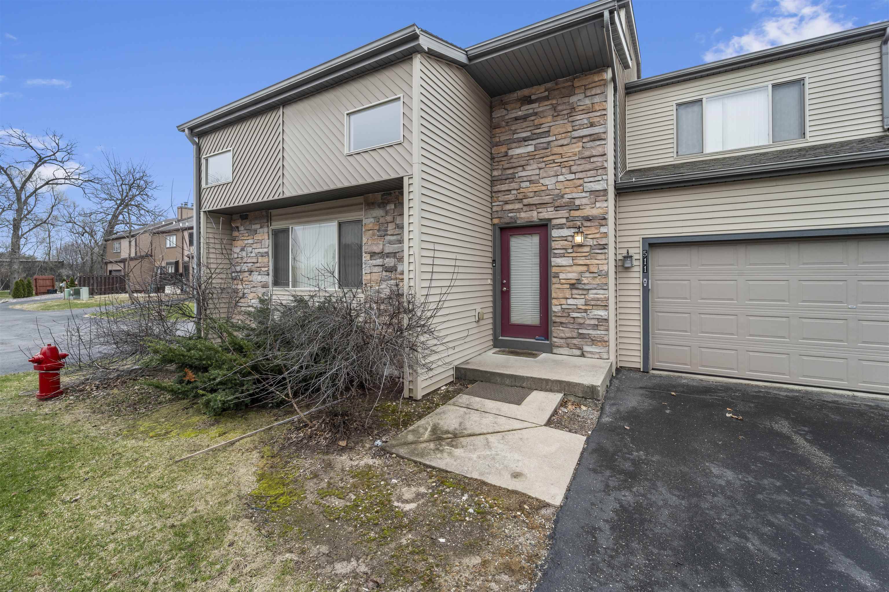 Waunakee, WI 53597,511 Knightsbridge Road