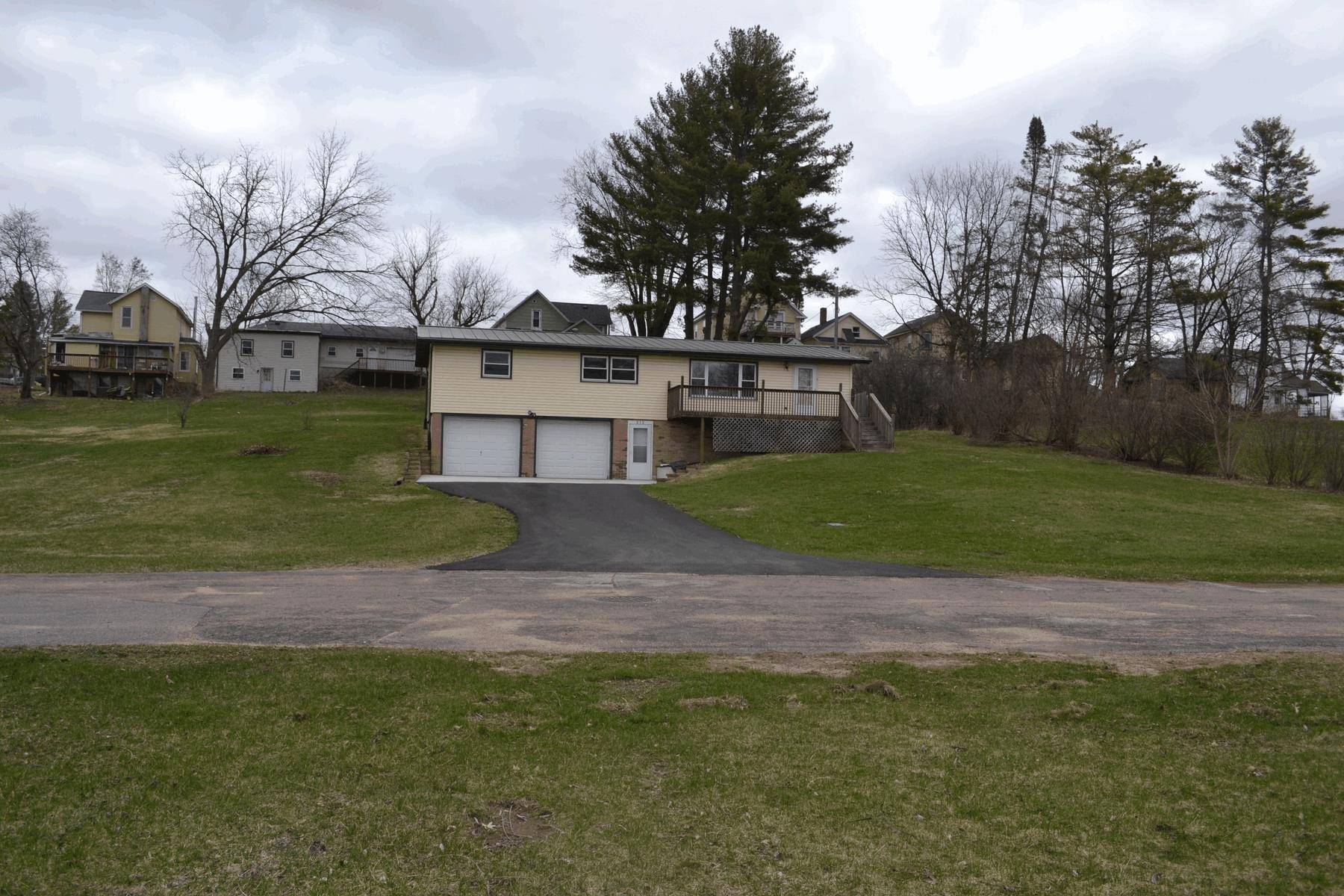 Elroy, WI 53929-0000,212 Center Street