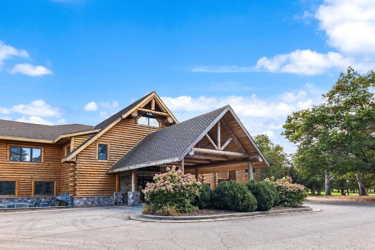 Green Lake, WI 54941,695 South Street #6
