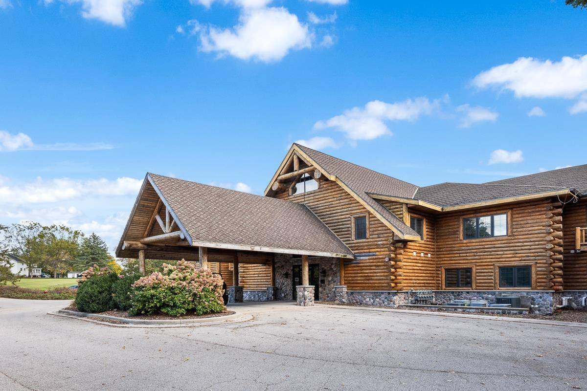 Green Lake, WI 54941,695 South Street #7