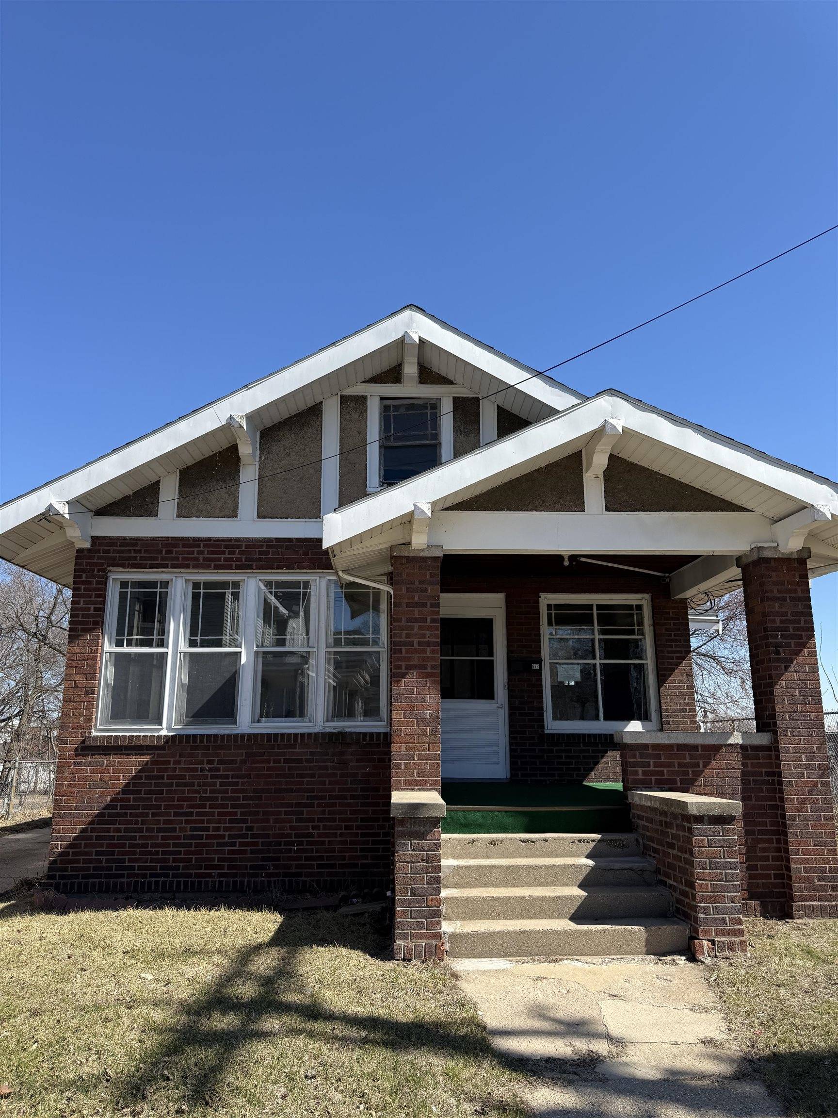 Beloit, WI 53511,623 Gaston Drive