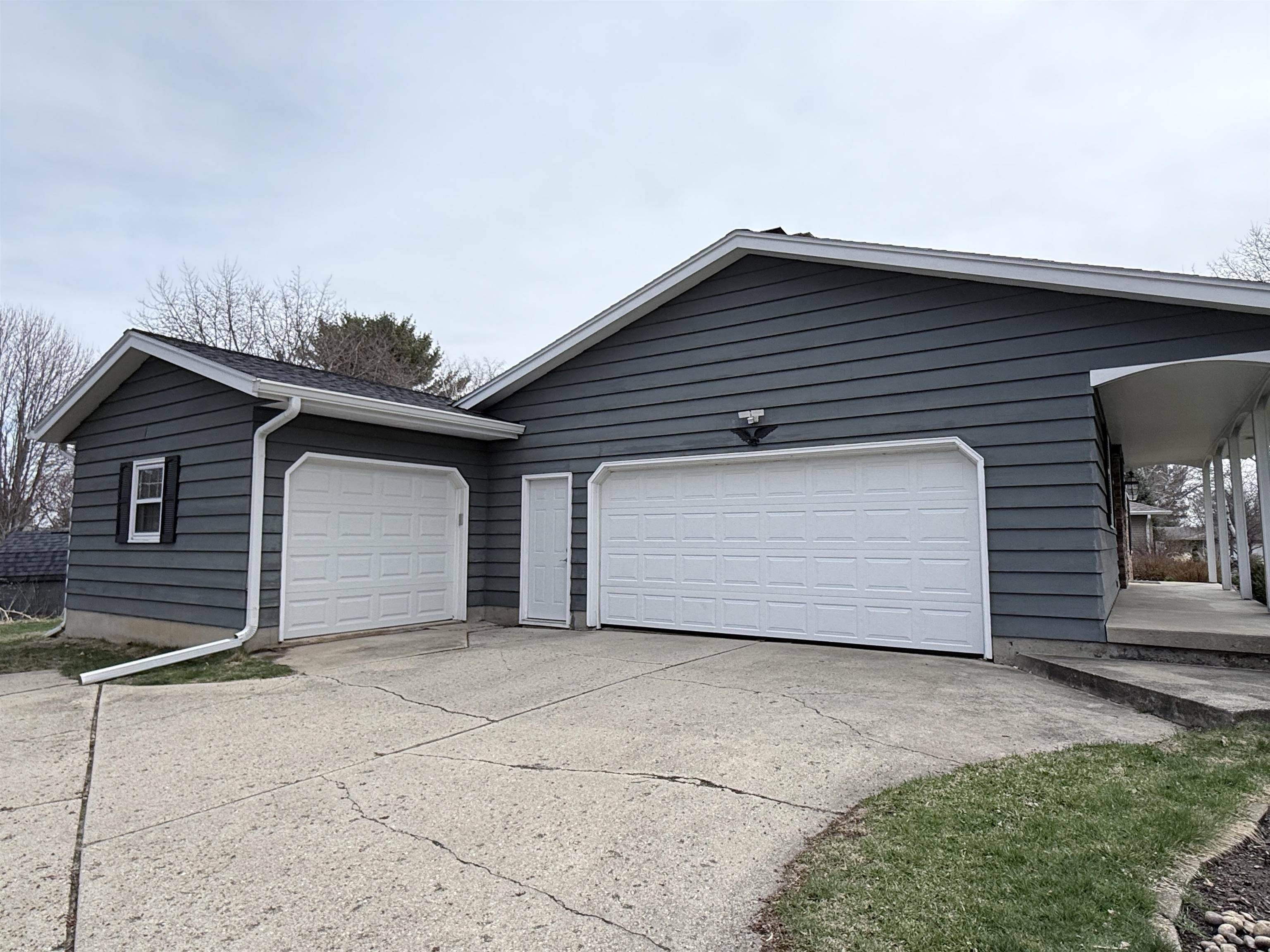 Sun Prairie, WI 53590,723 William Drive