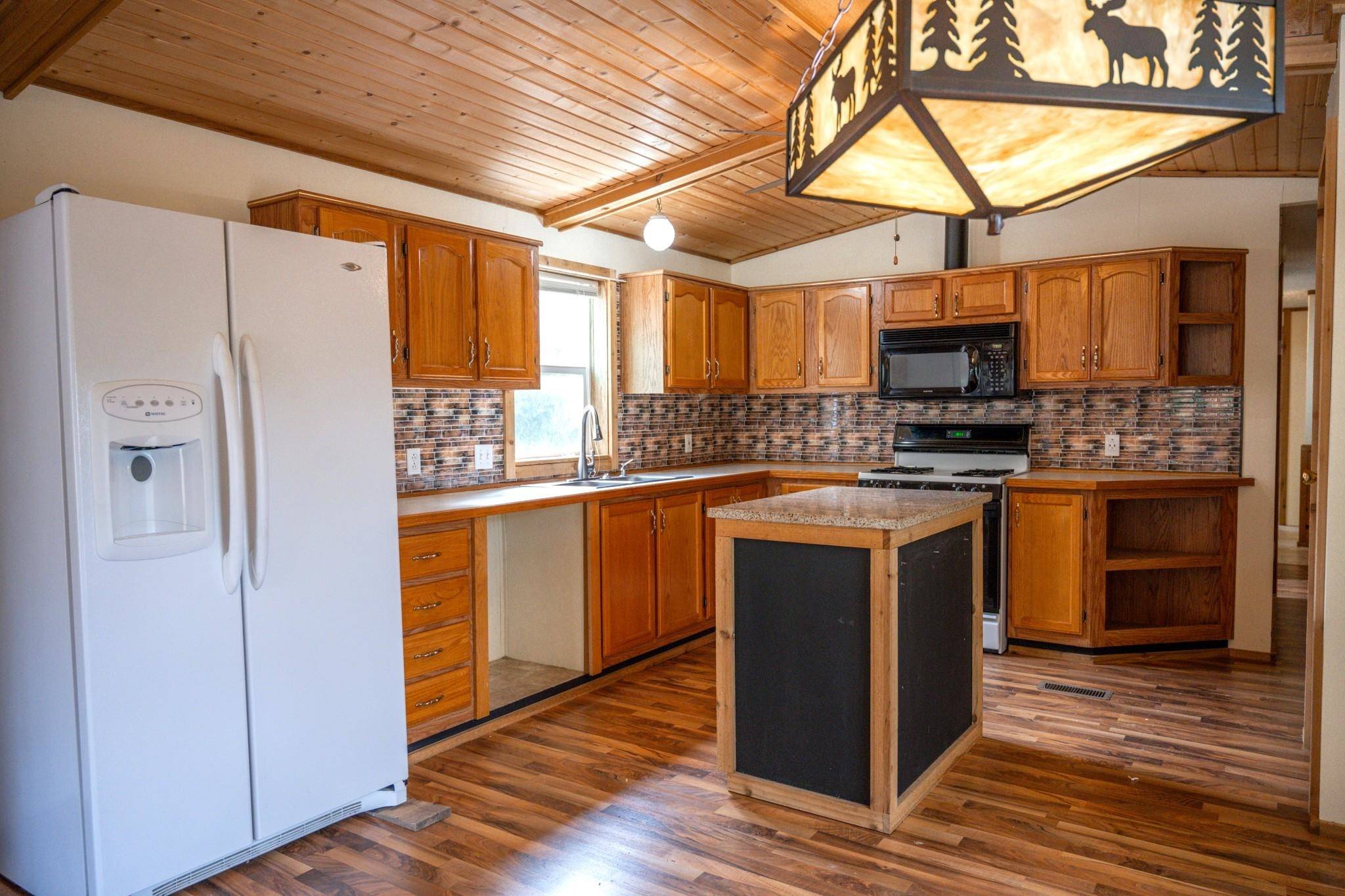 Mauston, WI 53948,9 Racoon Court