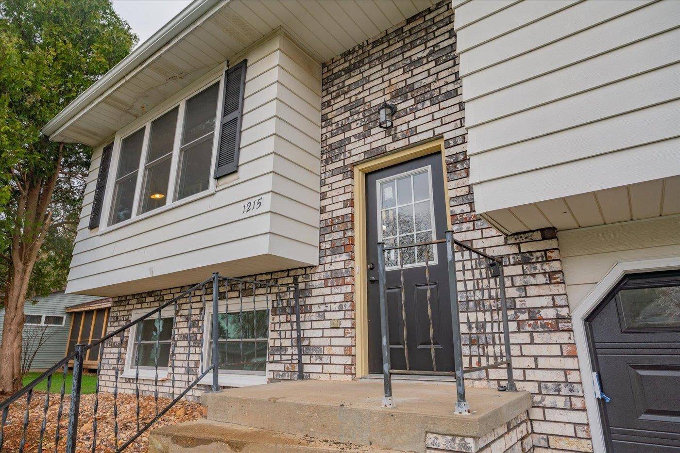 Baraboo, WI 53913,1215 10th Street