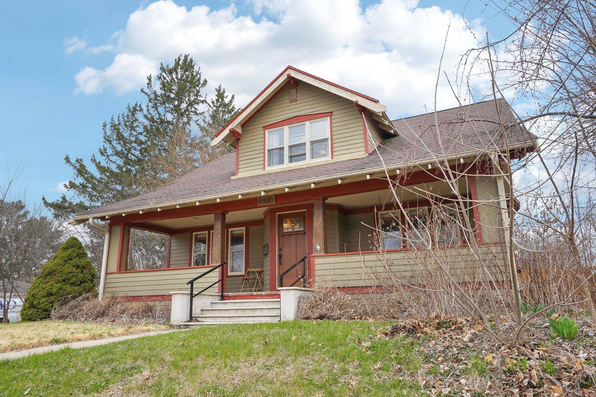 Stoughton, WI 53589,524 S Van Buren Street