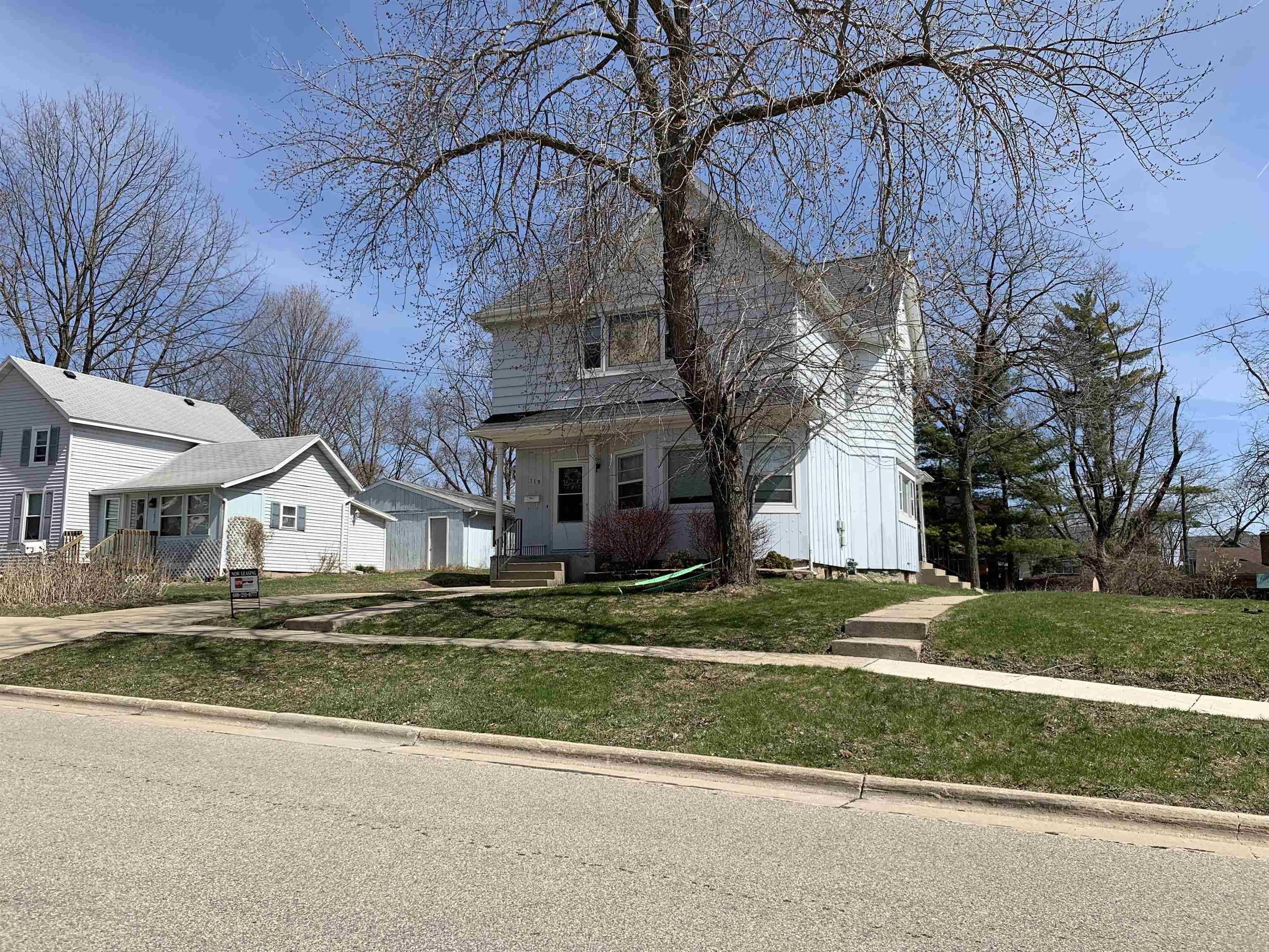 Sun Prairie, WI 53590,119 Vine Street