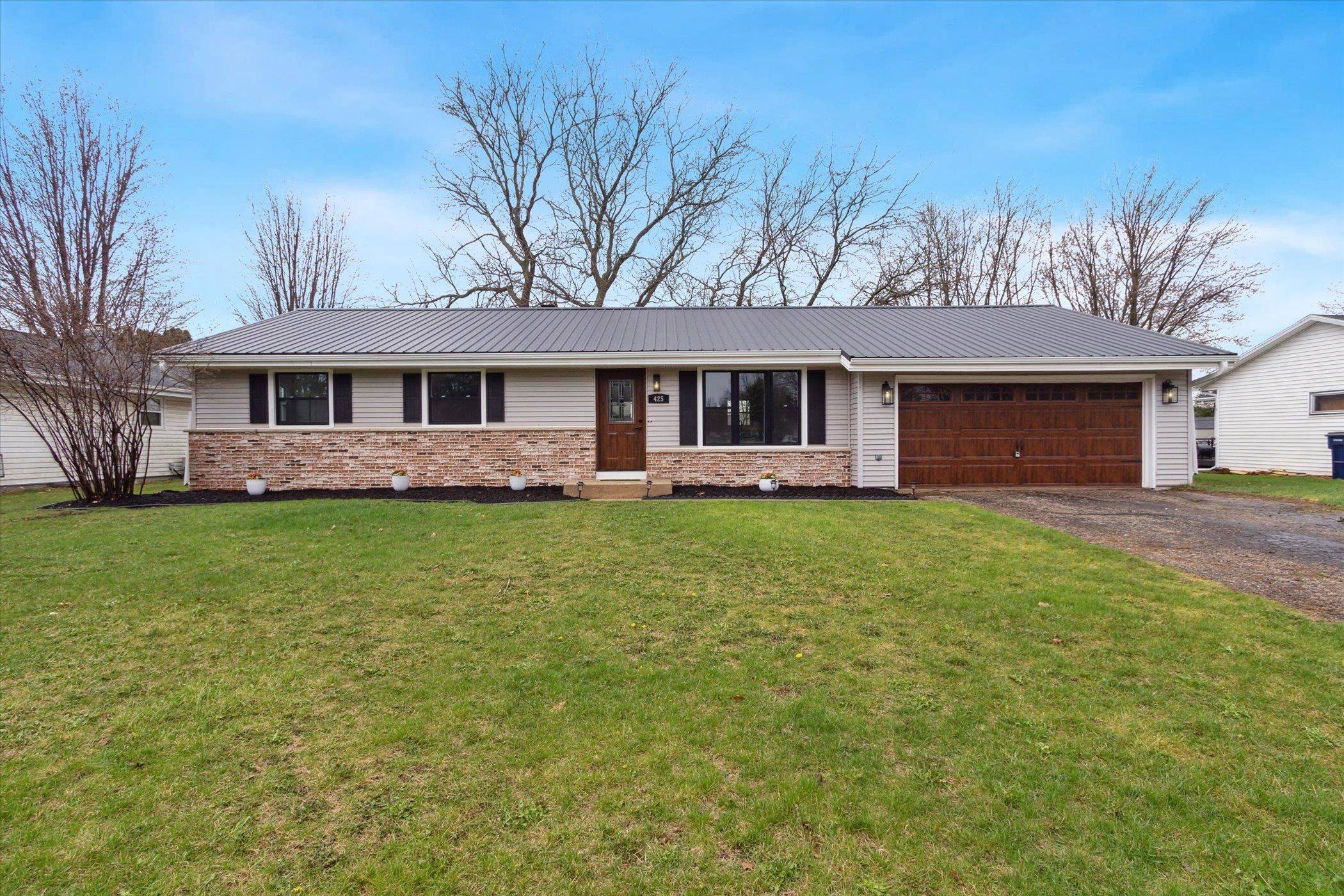 Janesville, WI 53546,425 N Wuthering Hills Drive