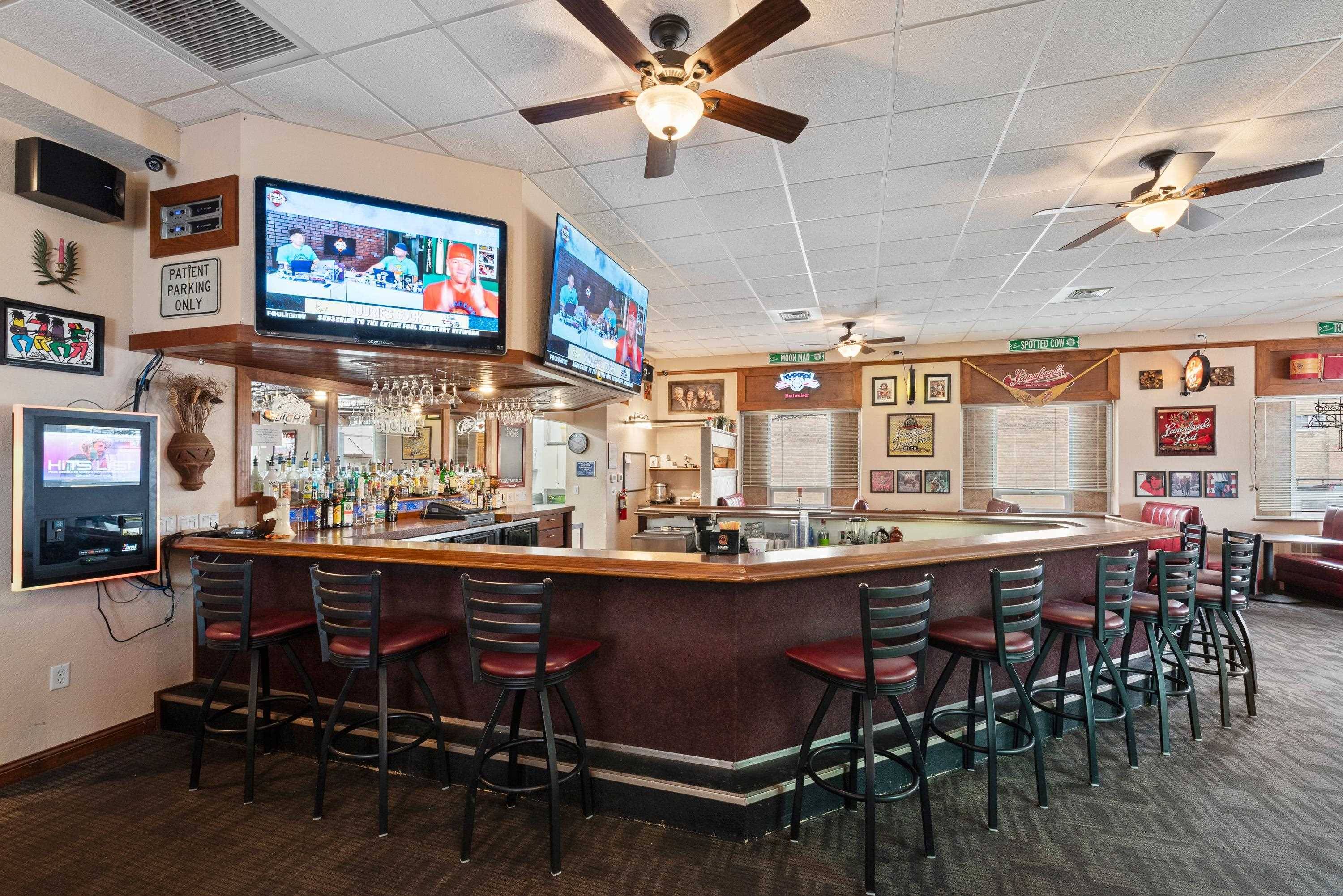 Juneau, WI 53039,153 E Oak Street
