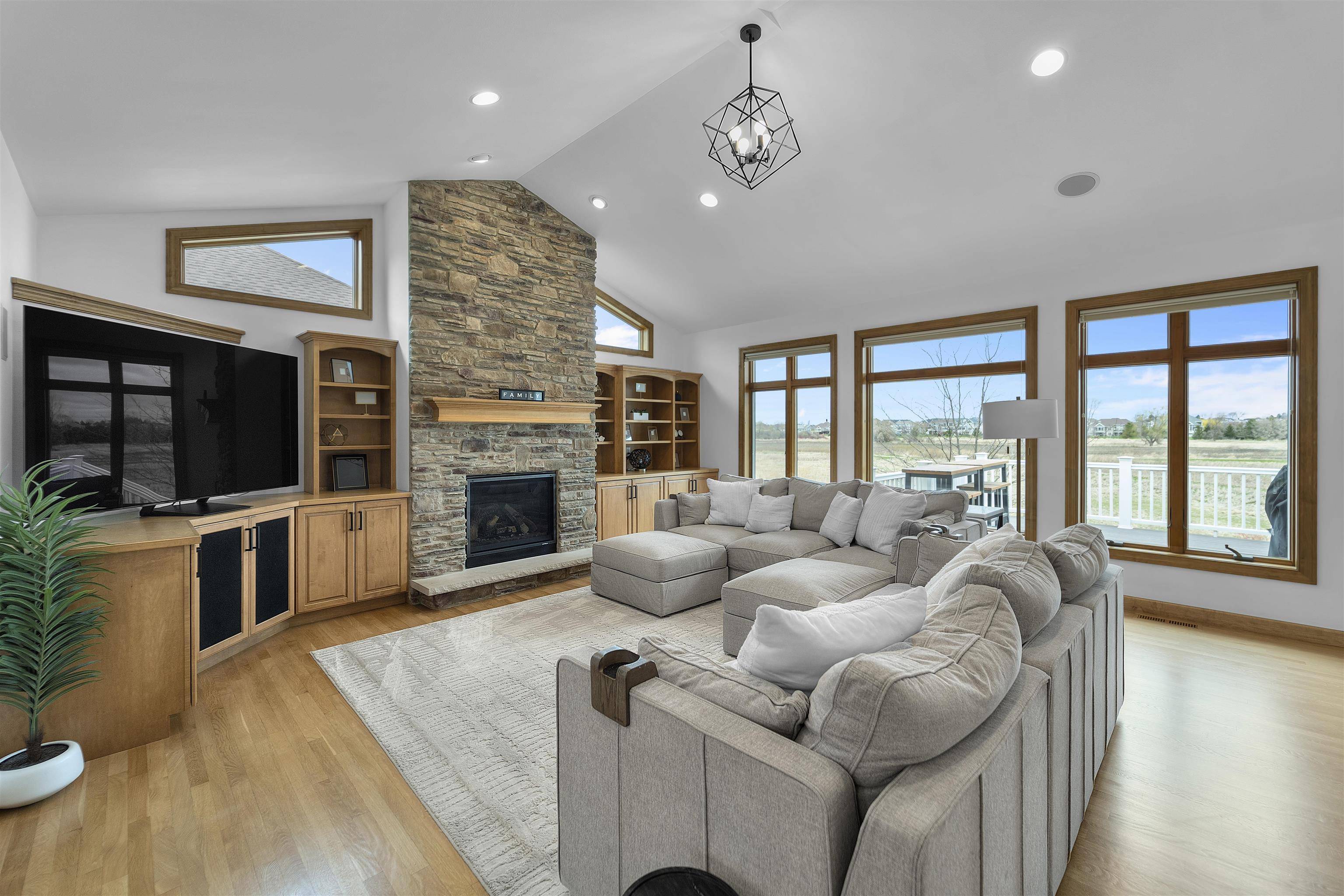 Waunakee, WI 53597,1430 Blue Ridge Trail