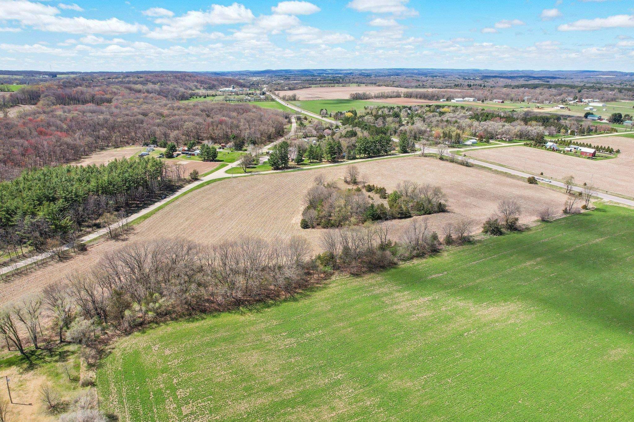 Baraboo, WI 53913,17 Acres Highway 33