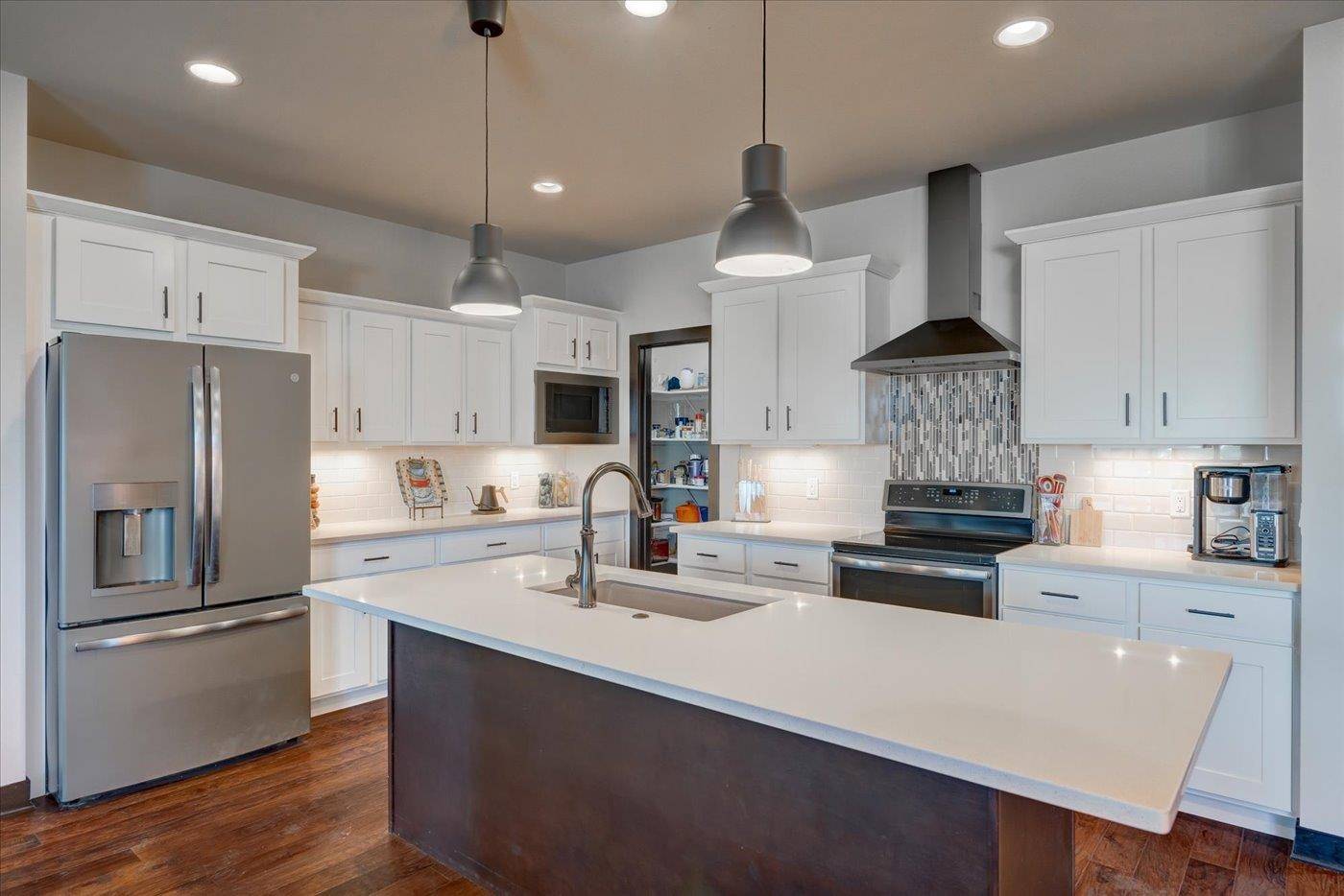 Waunakee, WI 53597,5830 Eagle Prairie Court
