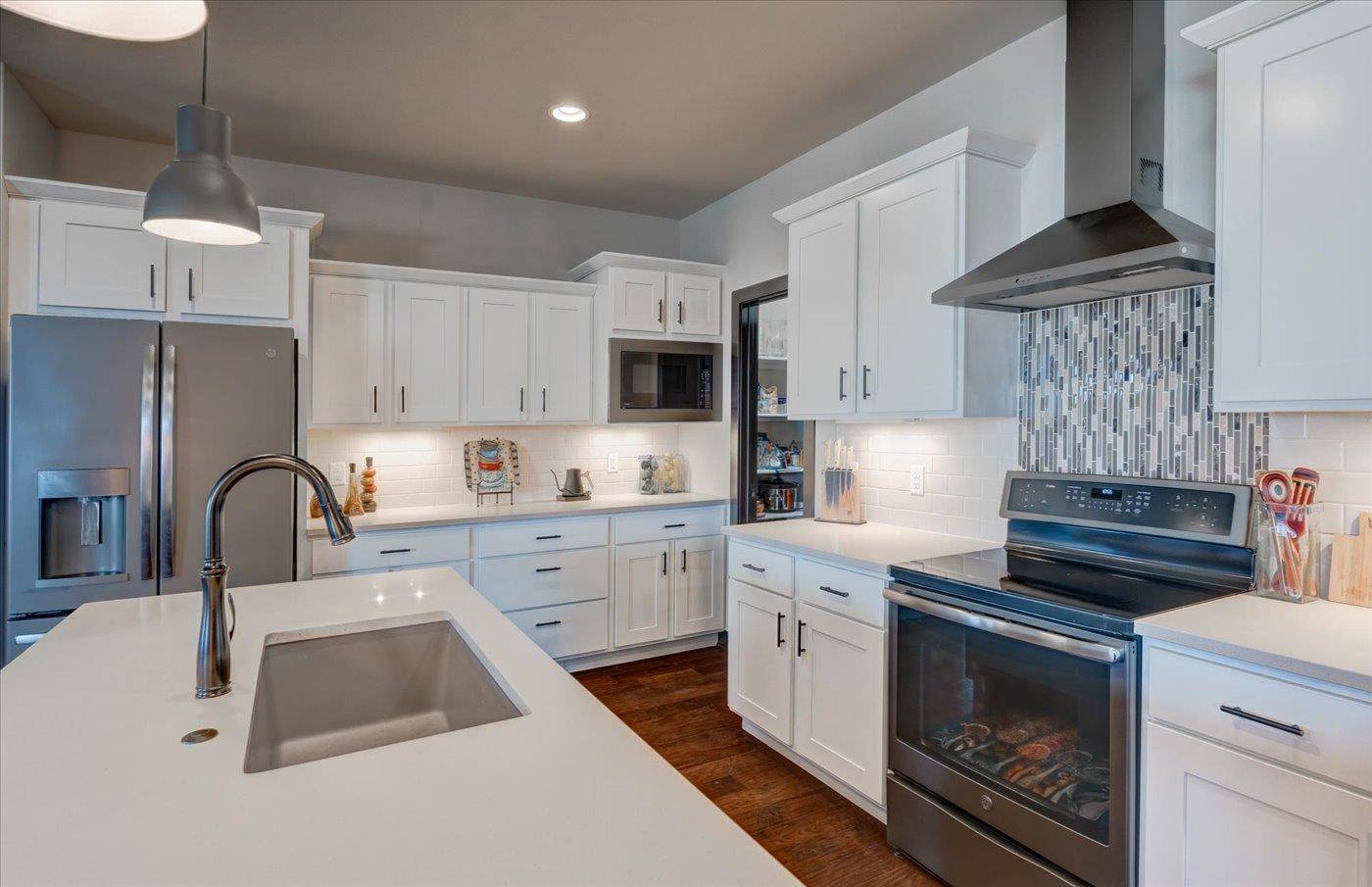 Waunakee, WI 53597,5830 Eagle Prairie Court