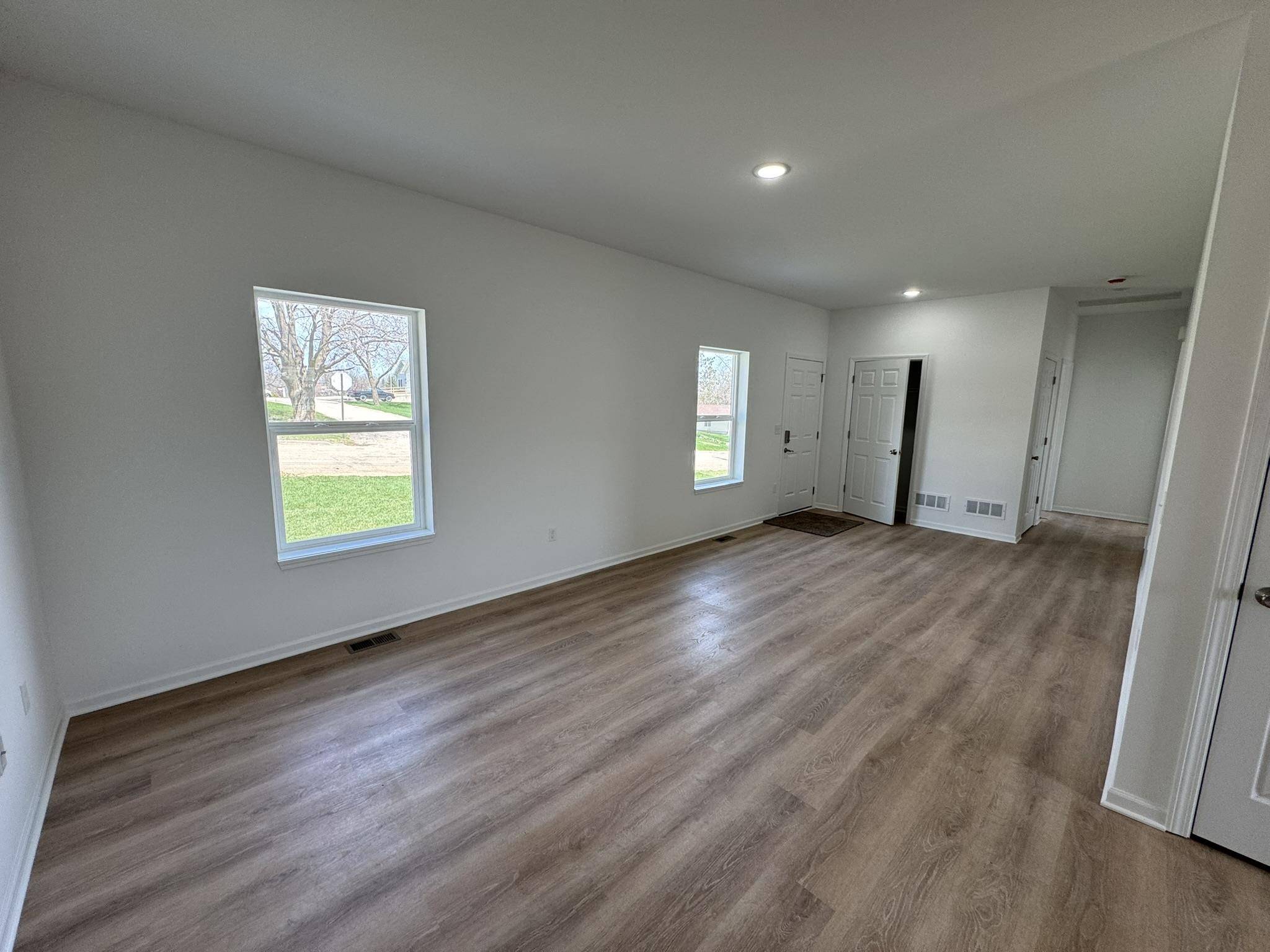 Mineral Point, WI 53565,400 7th Street