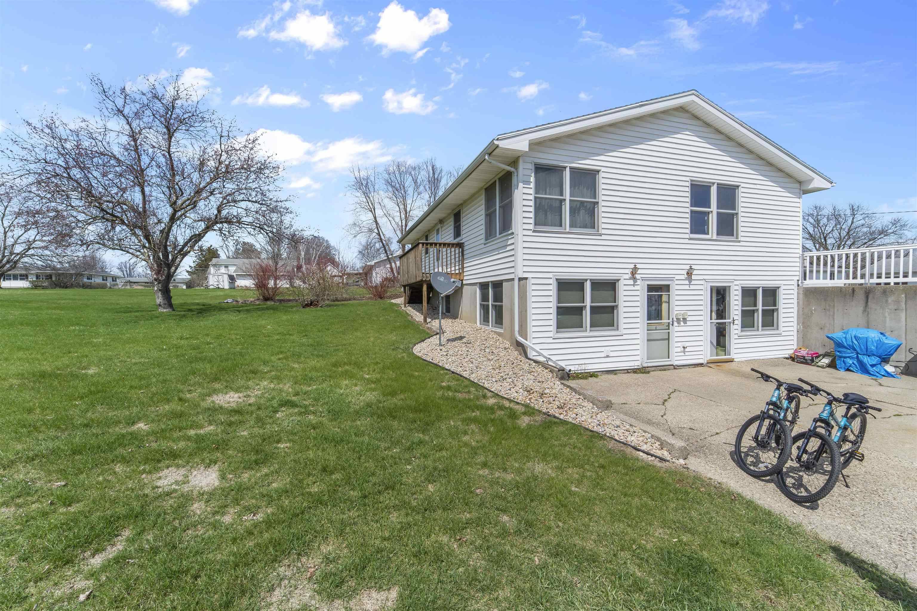 Platteville, WI 53818,890 Eastman Street