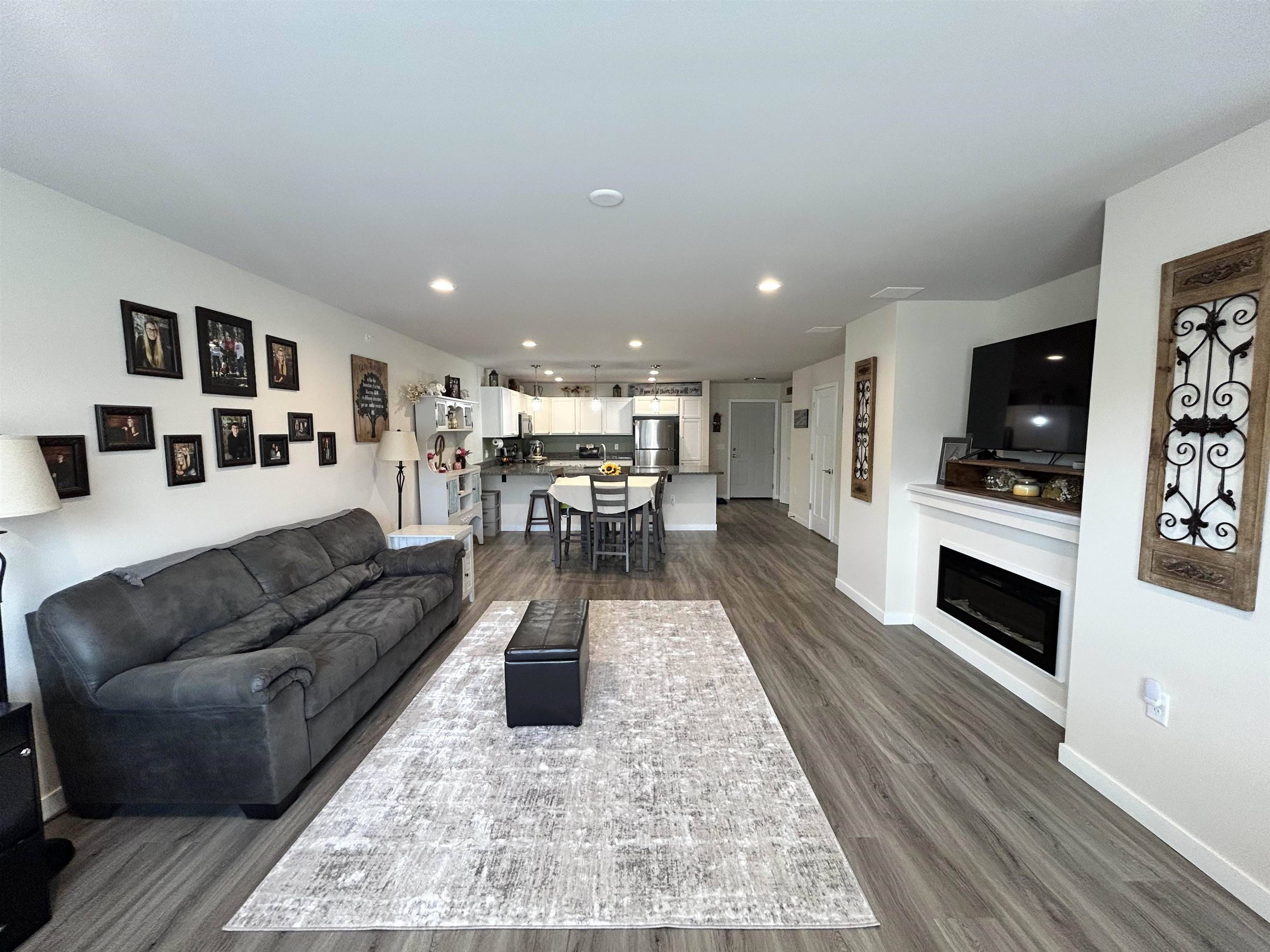 Sauk City, WI 53583,511 Madison Street #511