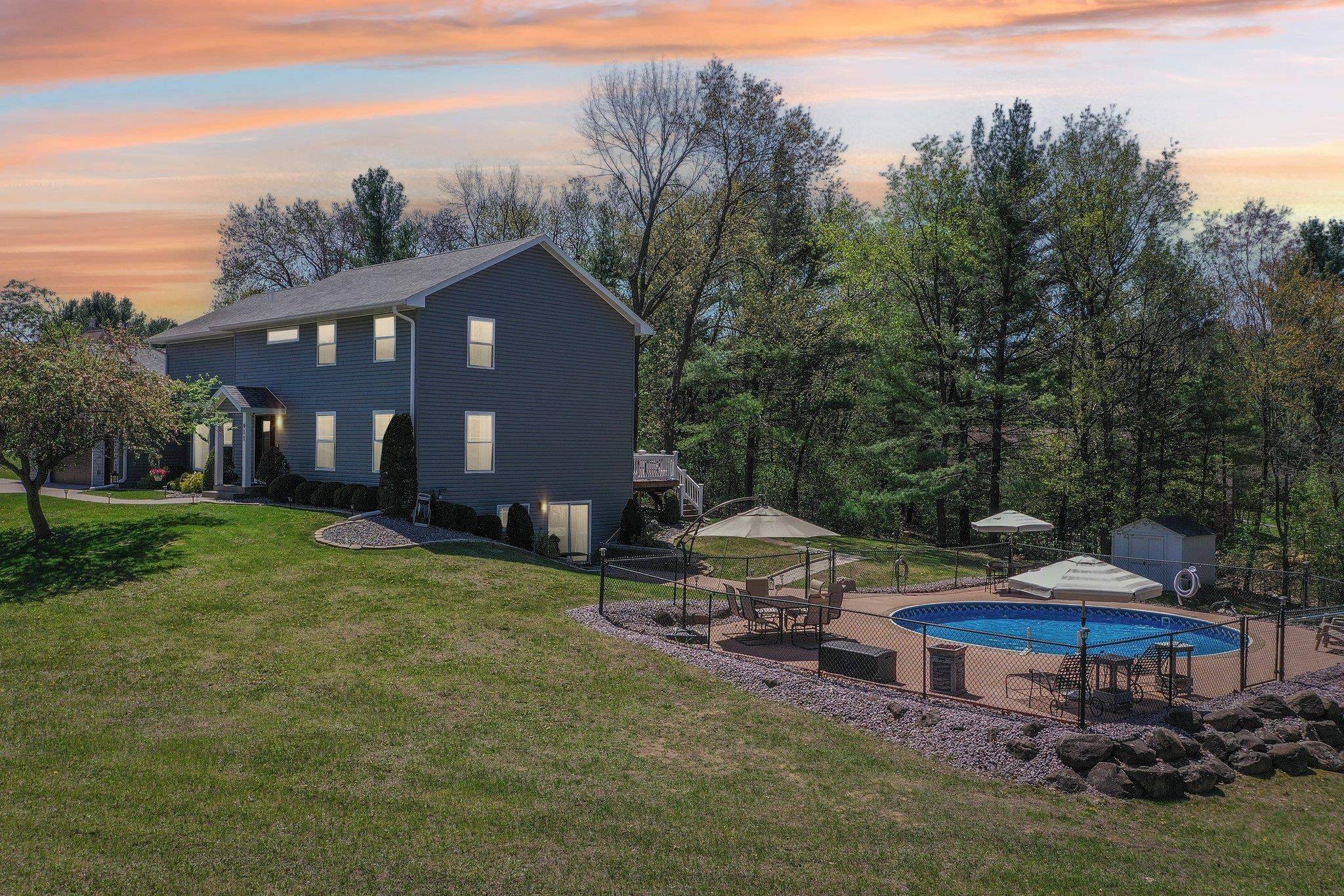 Wisconsin Dells, WI 53965,911 Fawn Court
