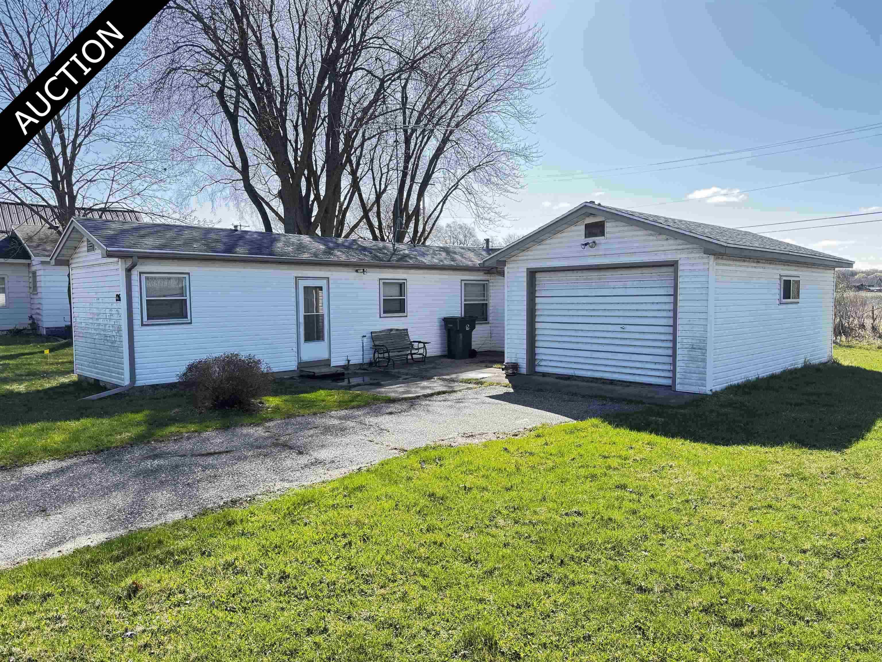 Montello, WI 53949,126 W Montello Street