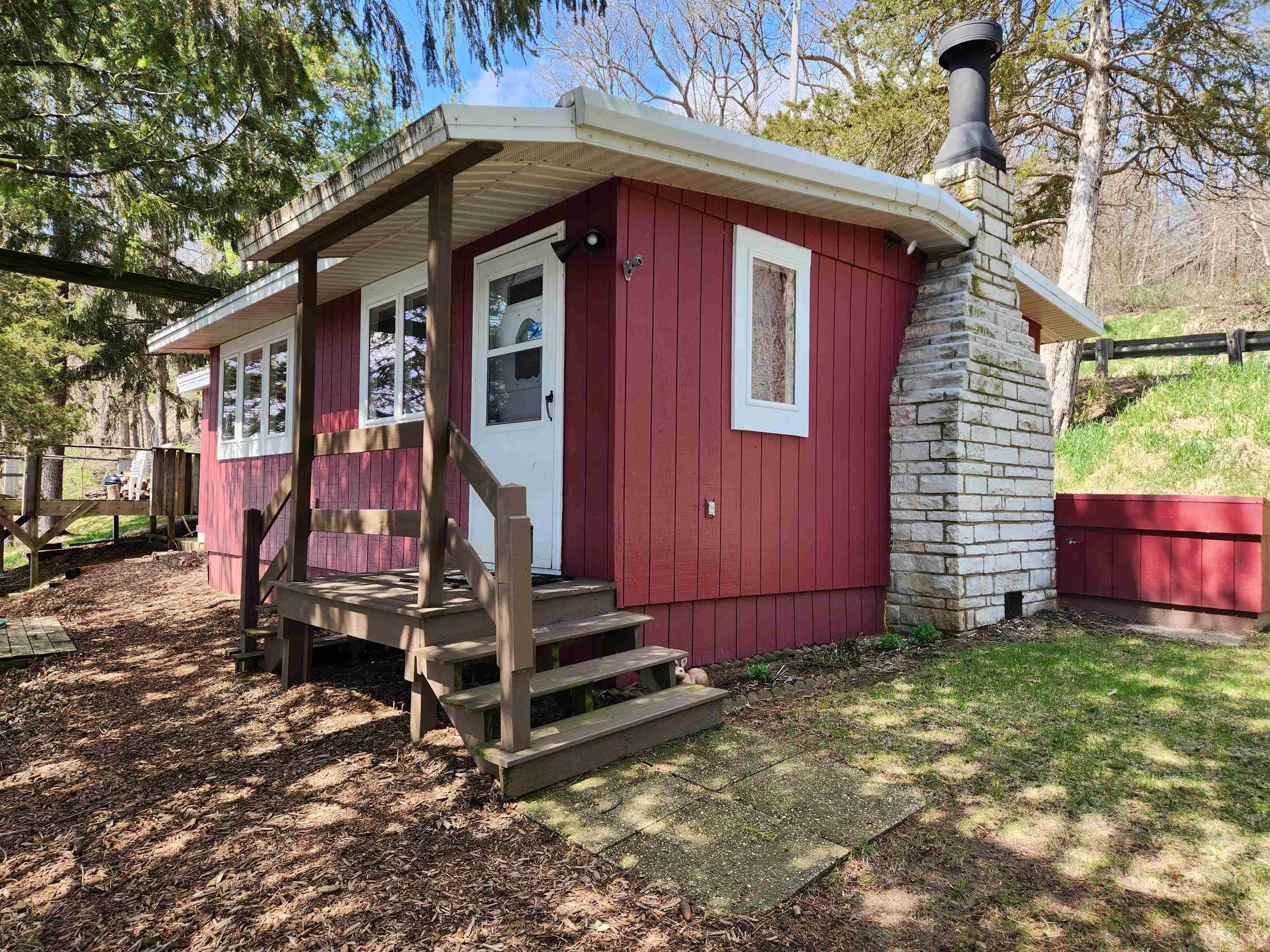 Lone Rock, WI 53556,26297 Highway 60