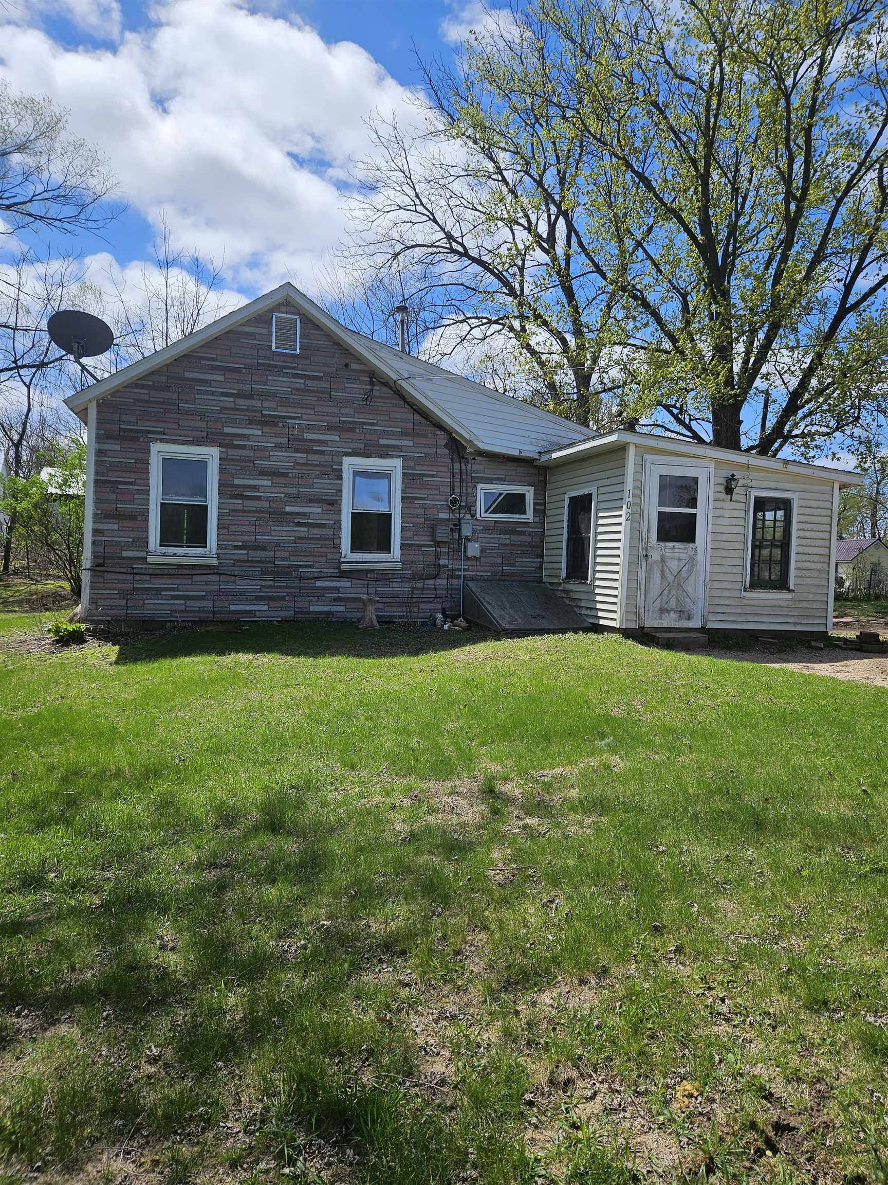 Boscobel, WI 53805,102 W Grey Street
