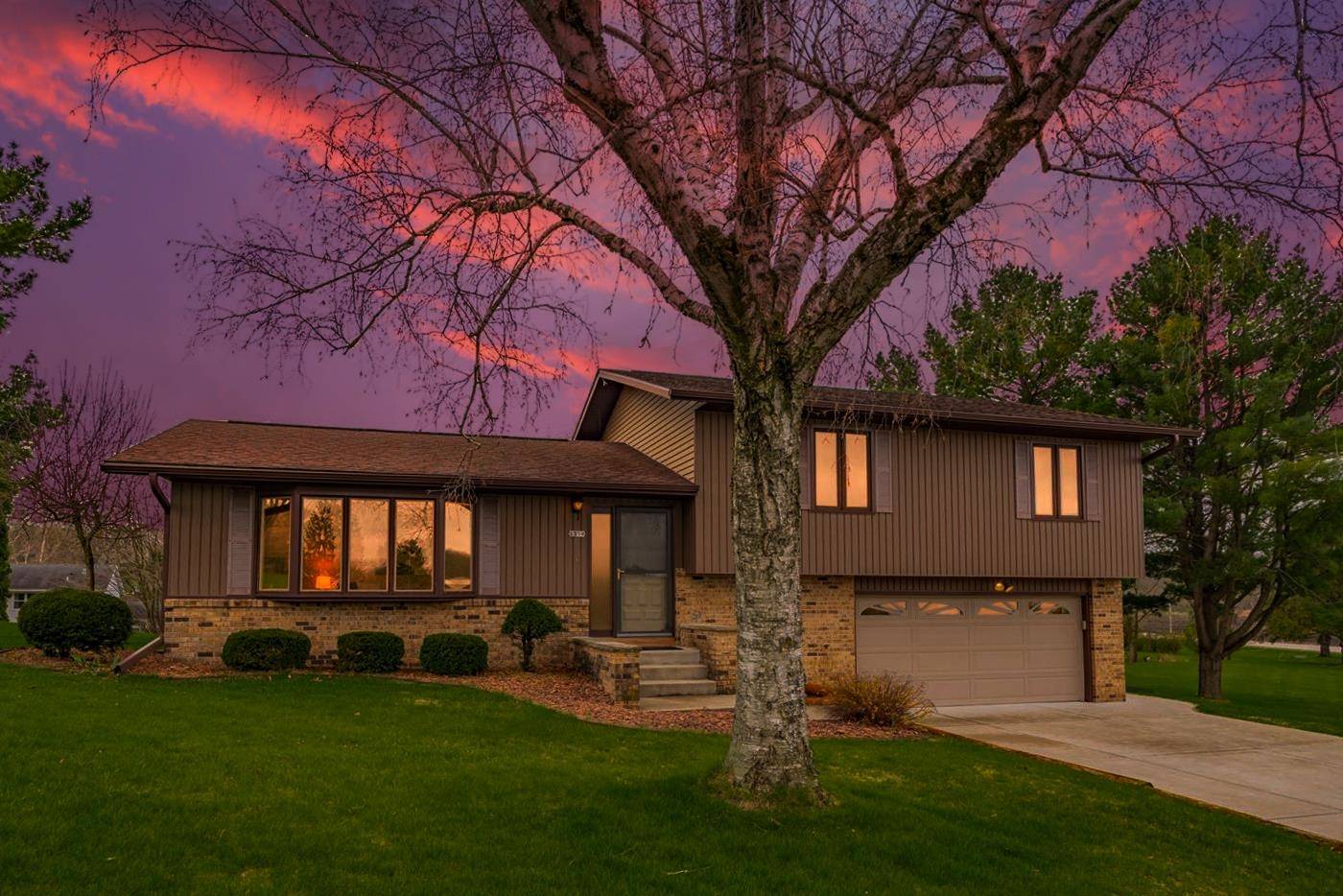Black Earth, WI 53515,1359 Thorson Court
