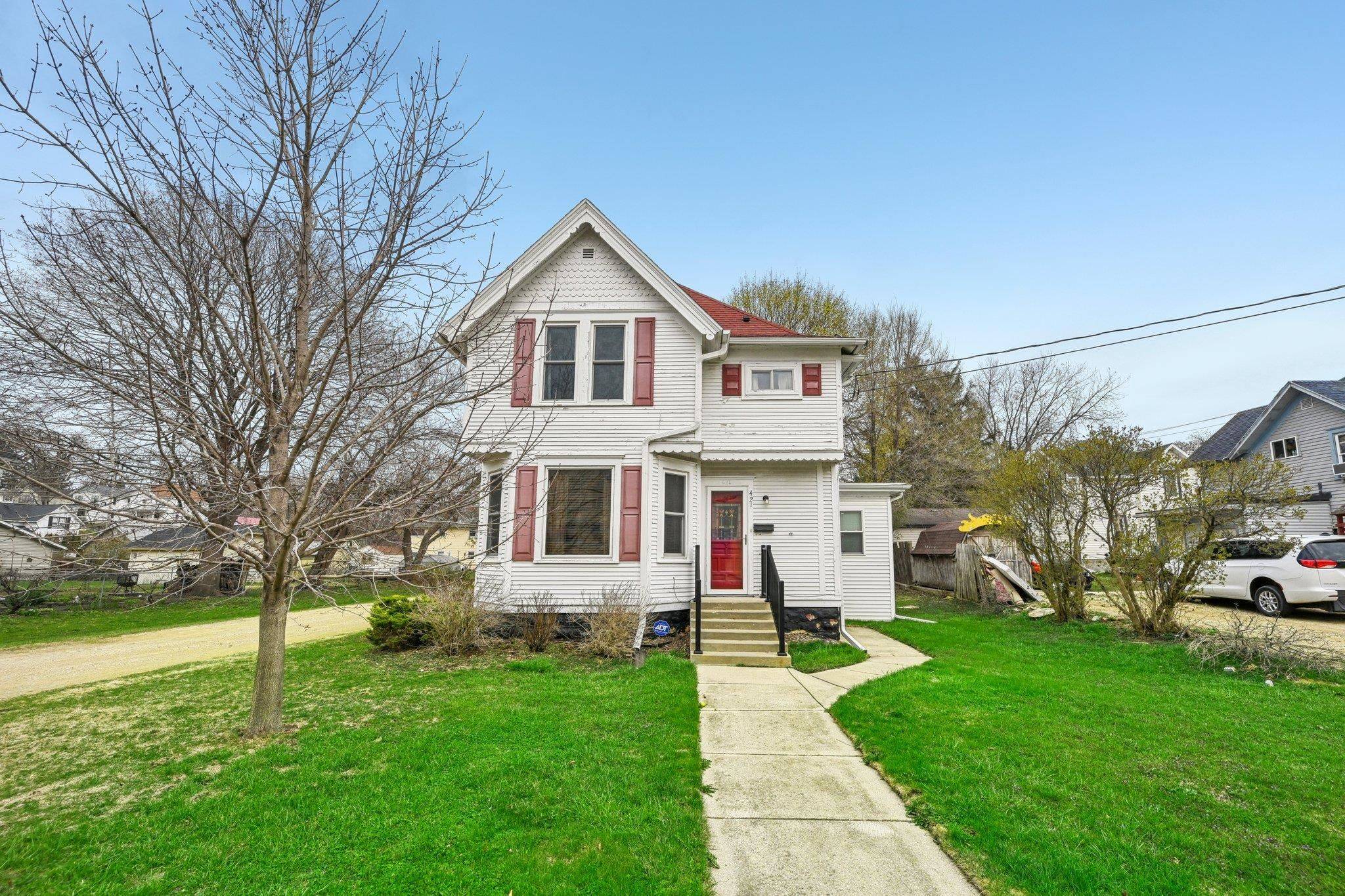 Stoughton, WI 53589,421 S Academy Street