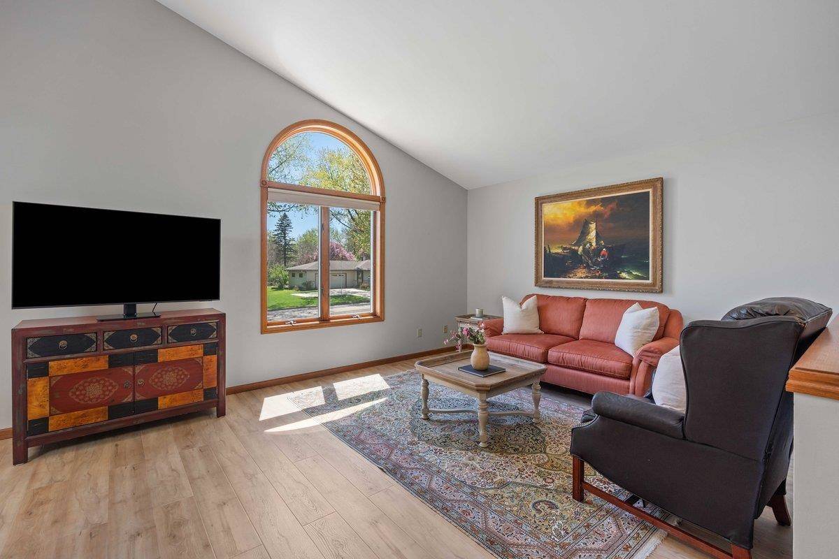 Waunakee, WI 53597,4880 Kirkwood Drive
