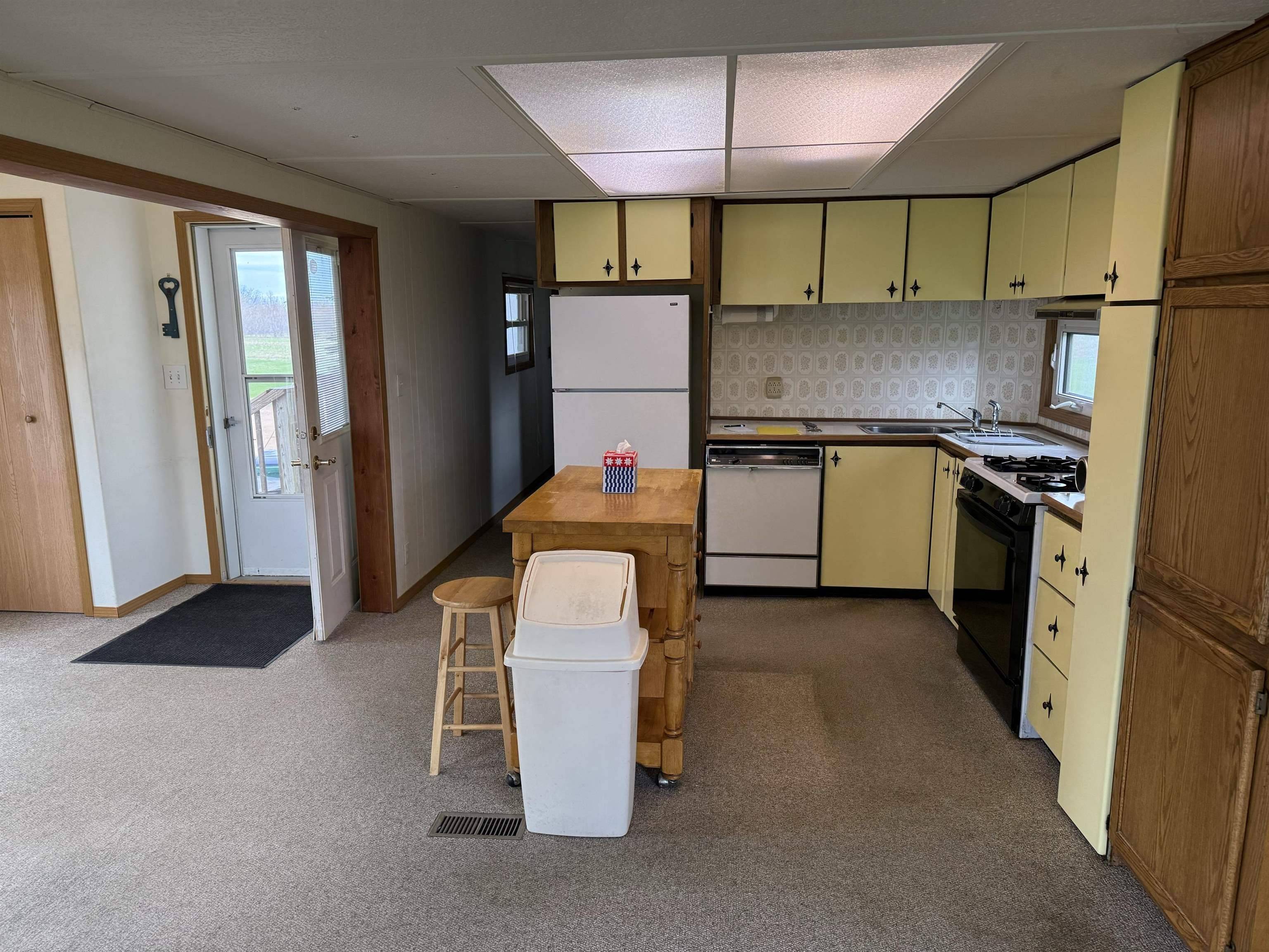 Pittsville, WI 54466,5544 Elm Road