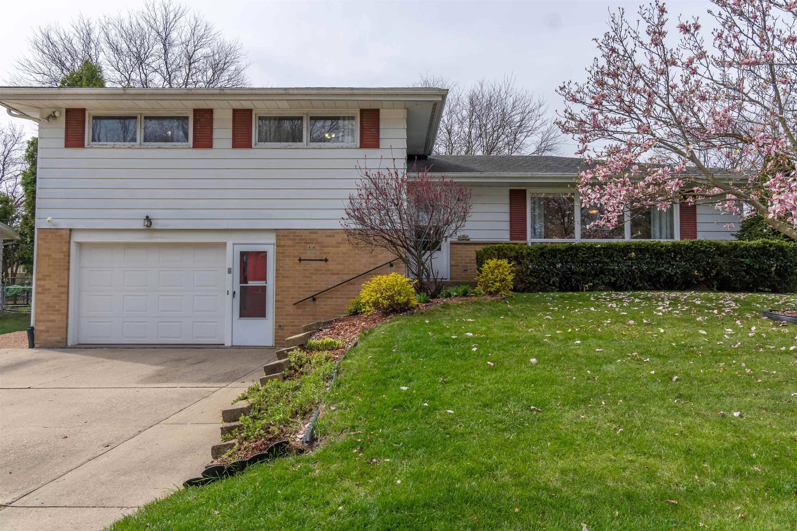 Madison, WI 53704,1405 Arrowood Drive