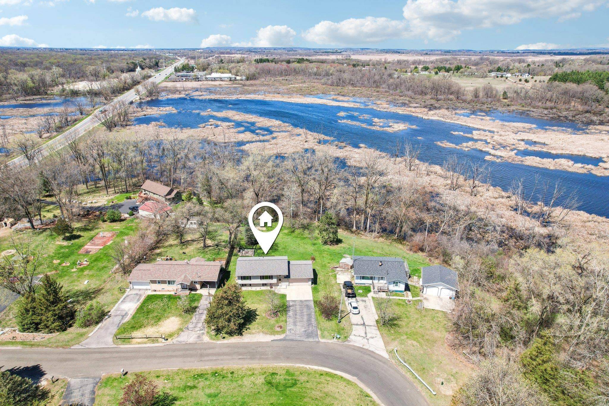 Pardeeville, WI 53954,N6376 Hillcrest Road