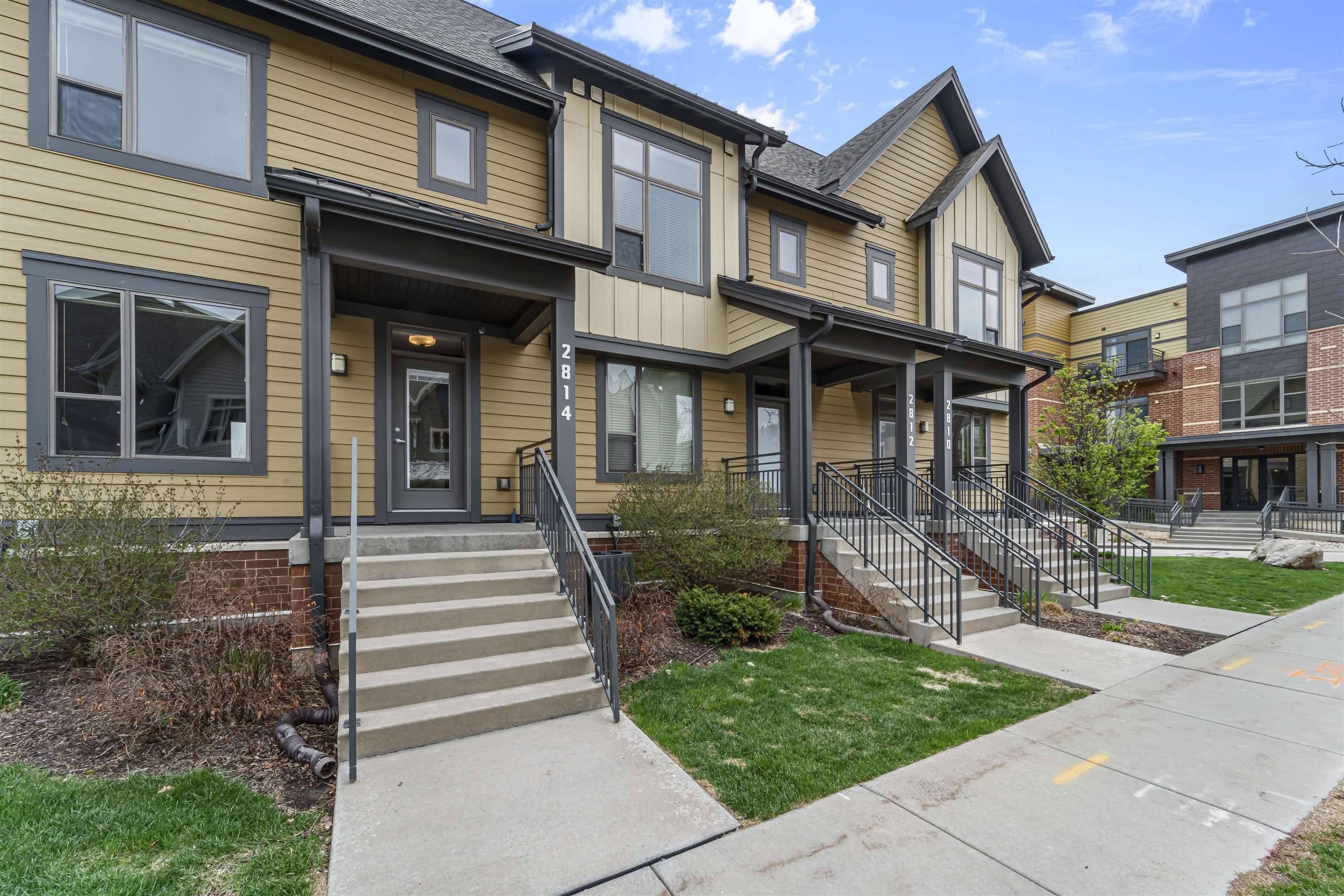 Fitchburg, WI 53711,2814 No Oaks Ridge