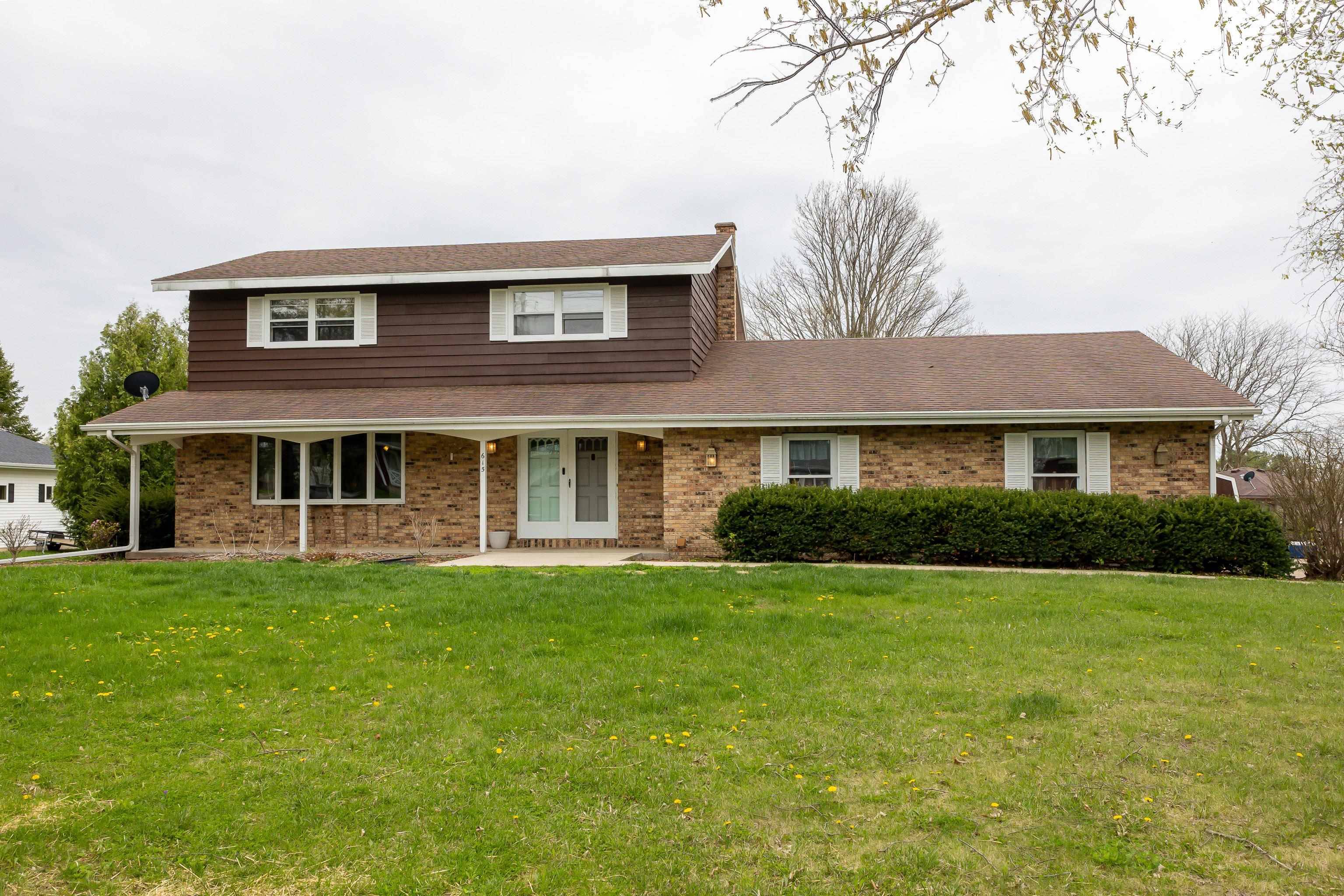 Platteville, WI 53818,615 Ridge Avenue