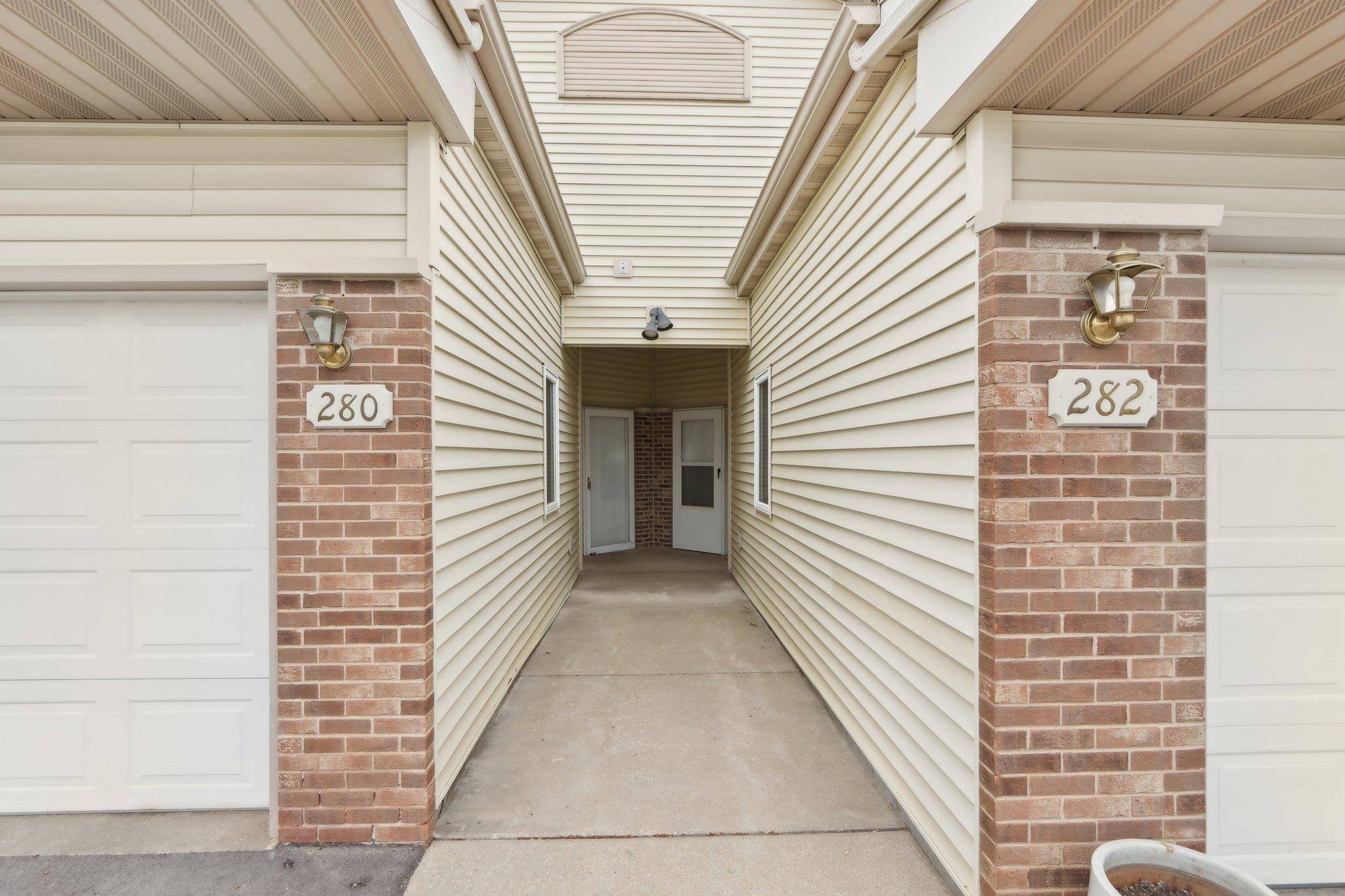 Poynette, WI 53955,282 Meadow Lane