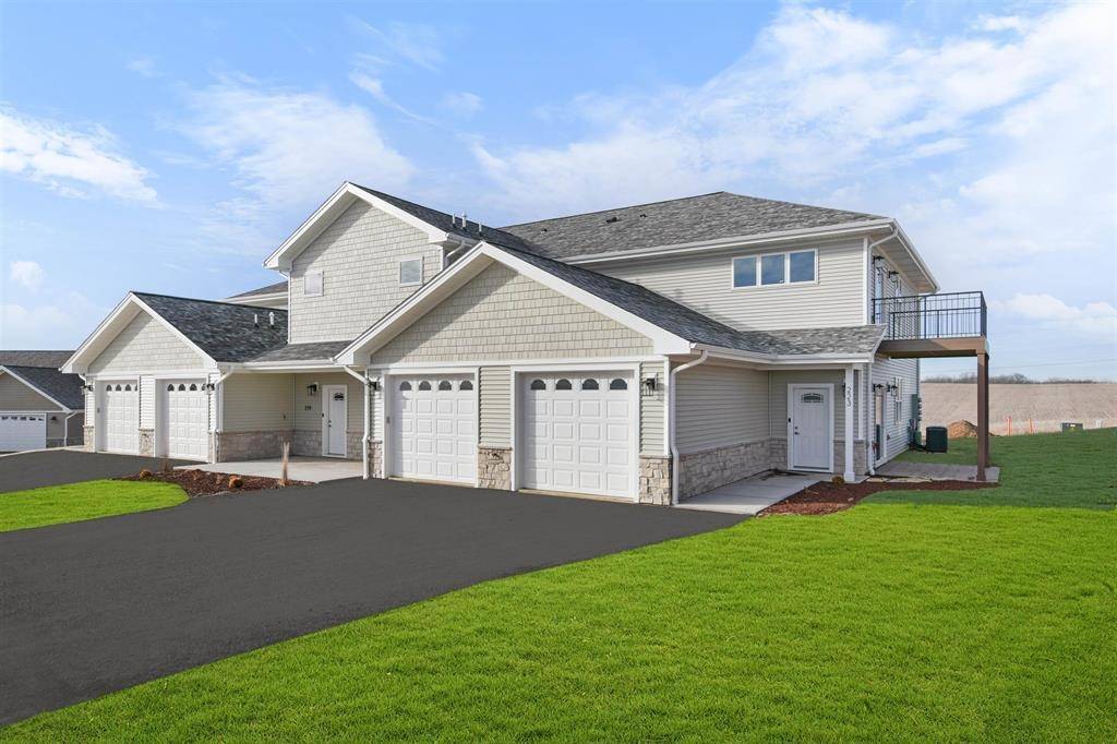 Monroe, WI 53566,223 NW 3rd Avenue