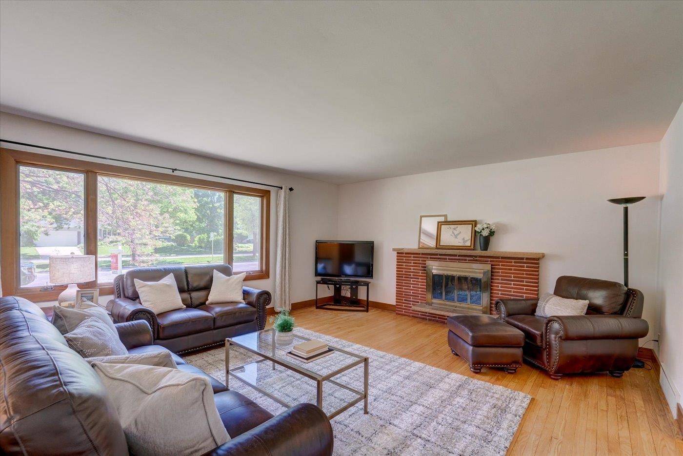 Madison, WI 53705,122 S Whitney Way