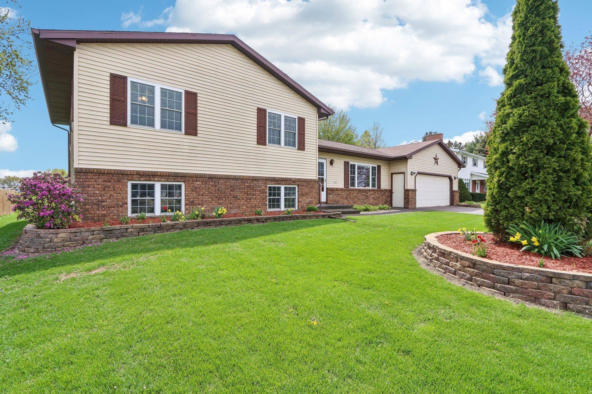 Dane, WI 53529,131 West Street