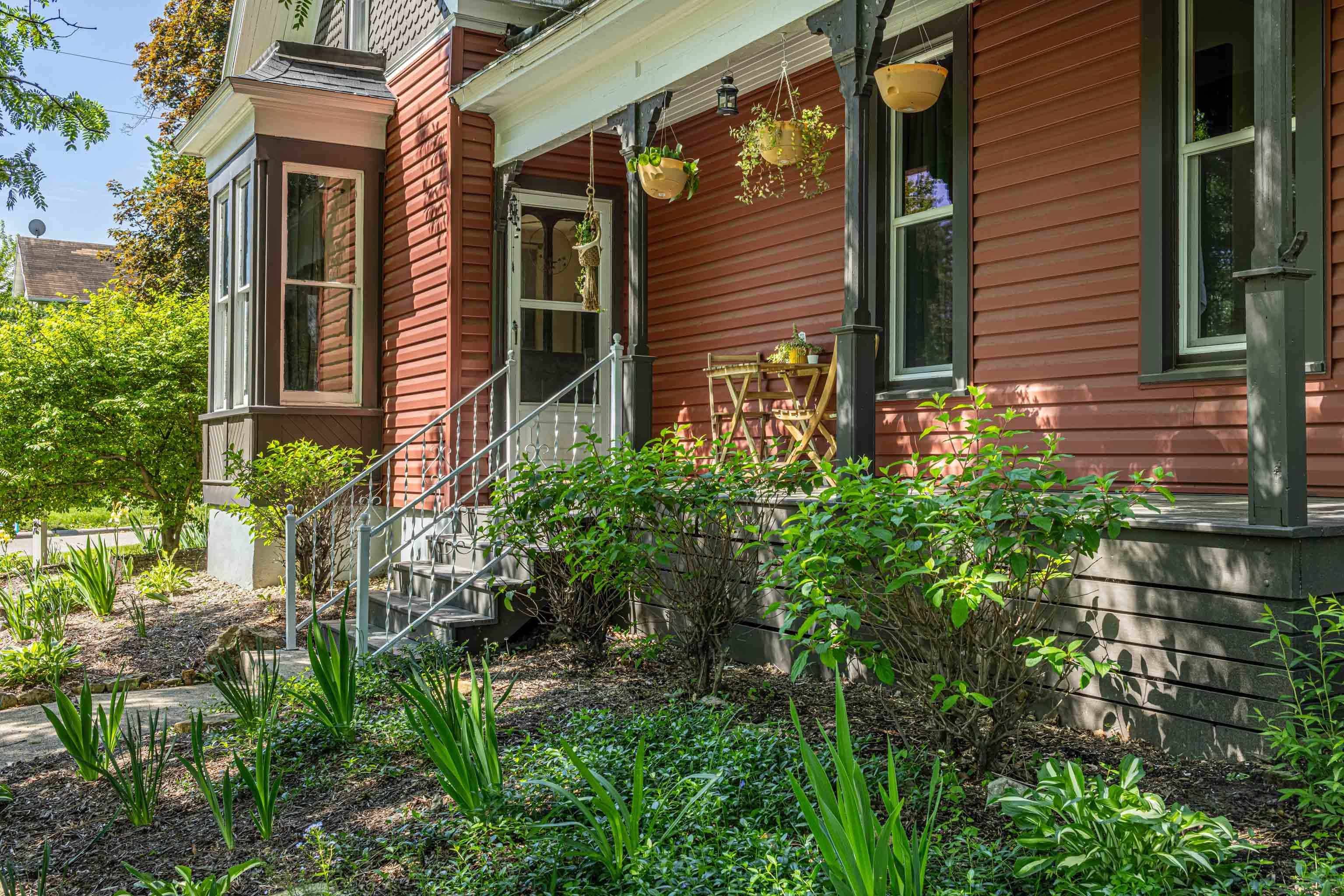New Glarus, WI 53574,819 1st Street