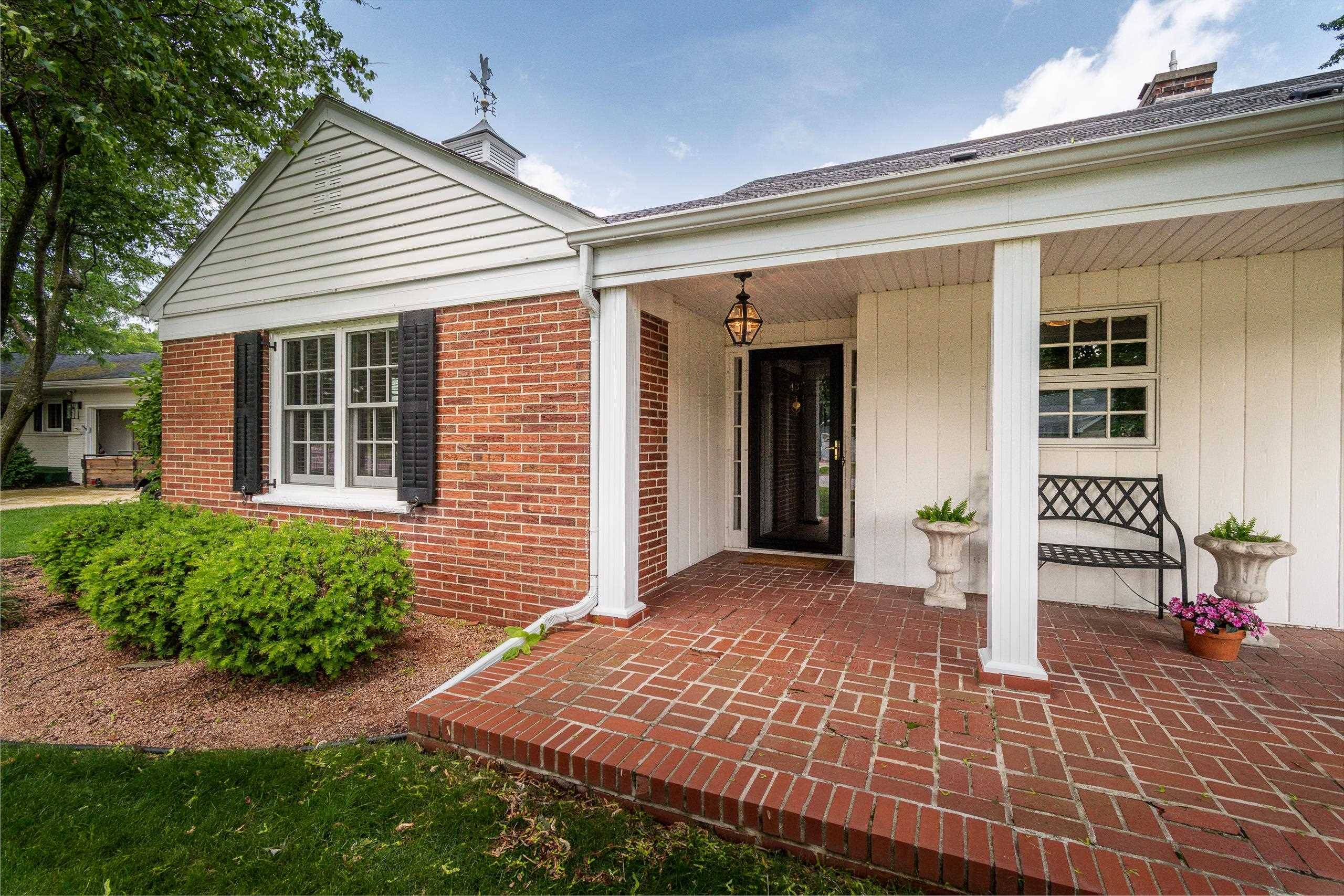 Janesville, WI 53545,431 Apache Drive