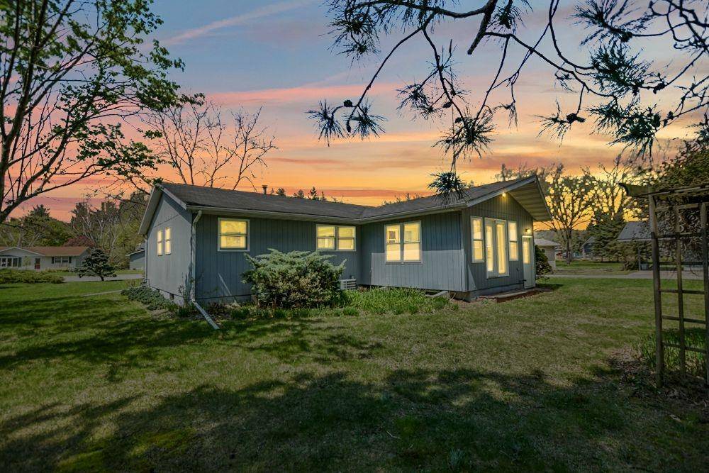 Pardeeville, WI 53954,114 Herwig Court