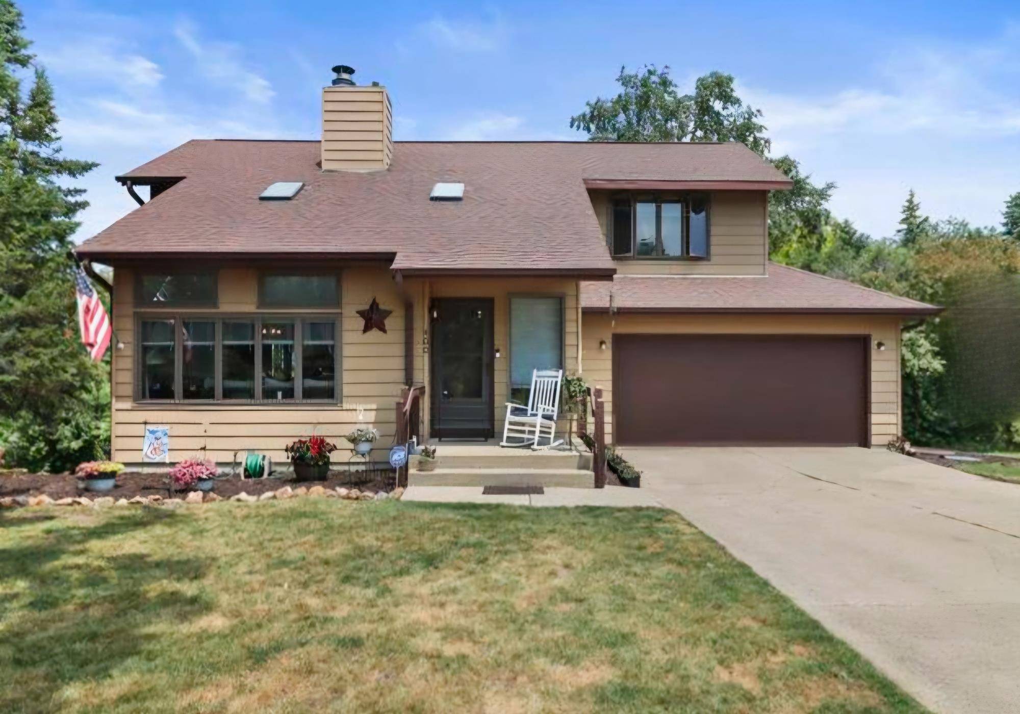 Deforest, WI 53532,400 Old Indian Trail