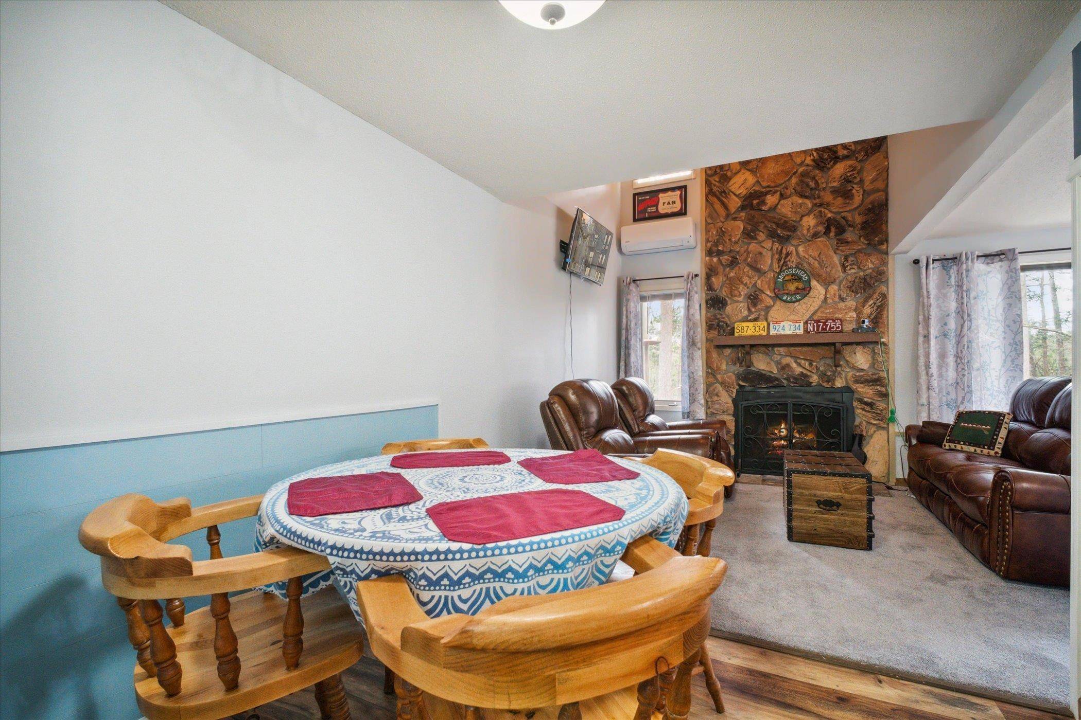 Wisconsin Dells, WI 53965,11 Fir Trail