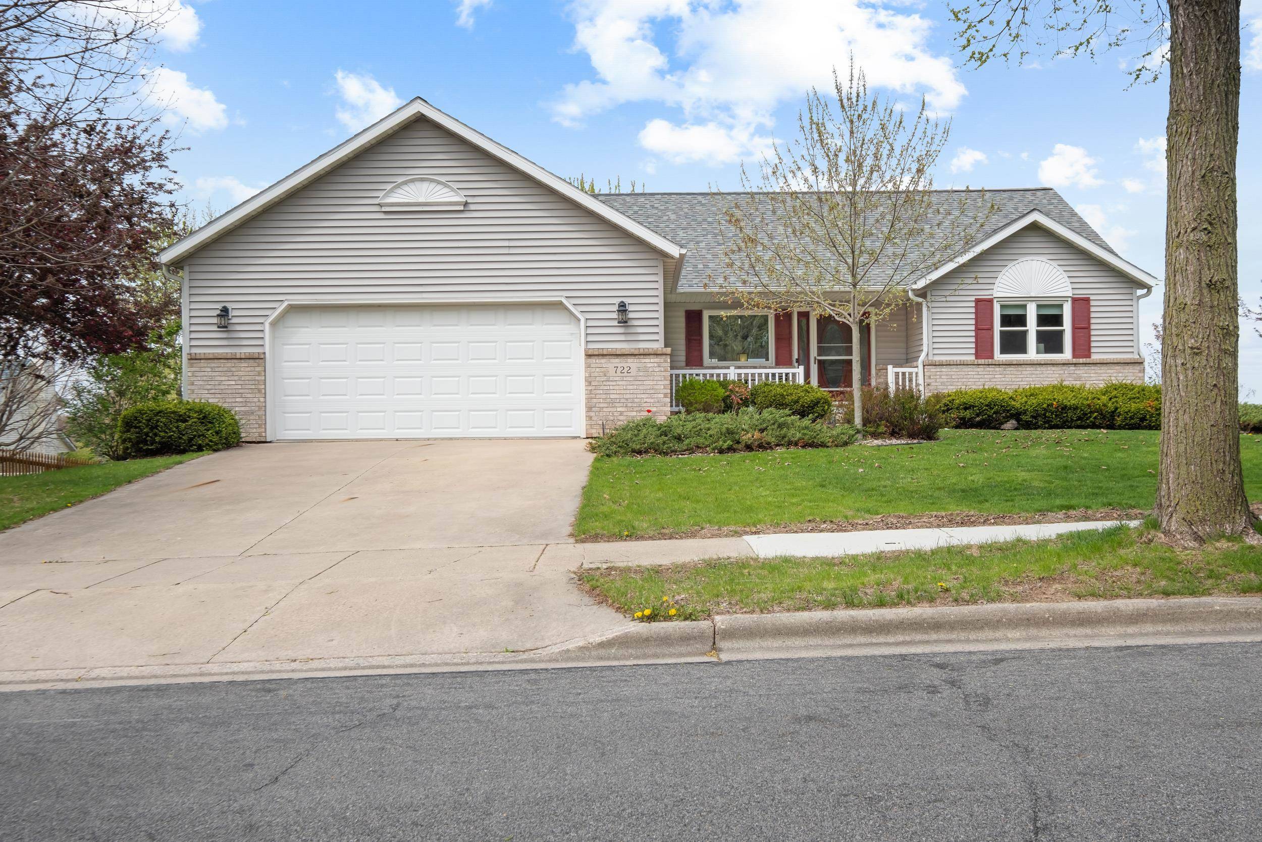 Madison, WI 53704,722 Eagle Crest Drive
