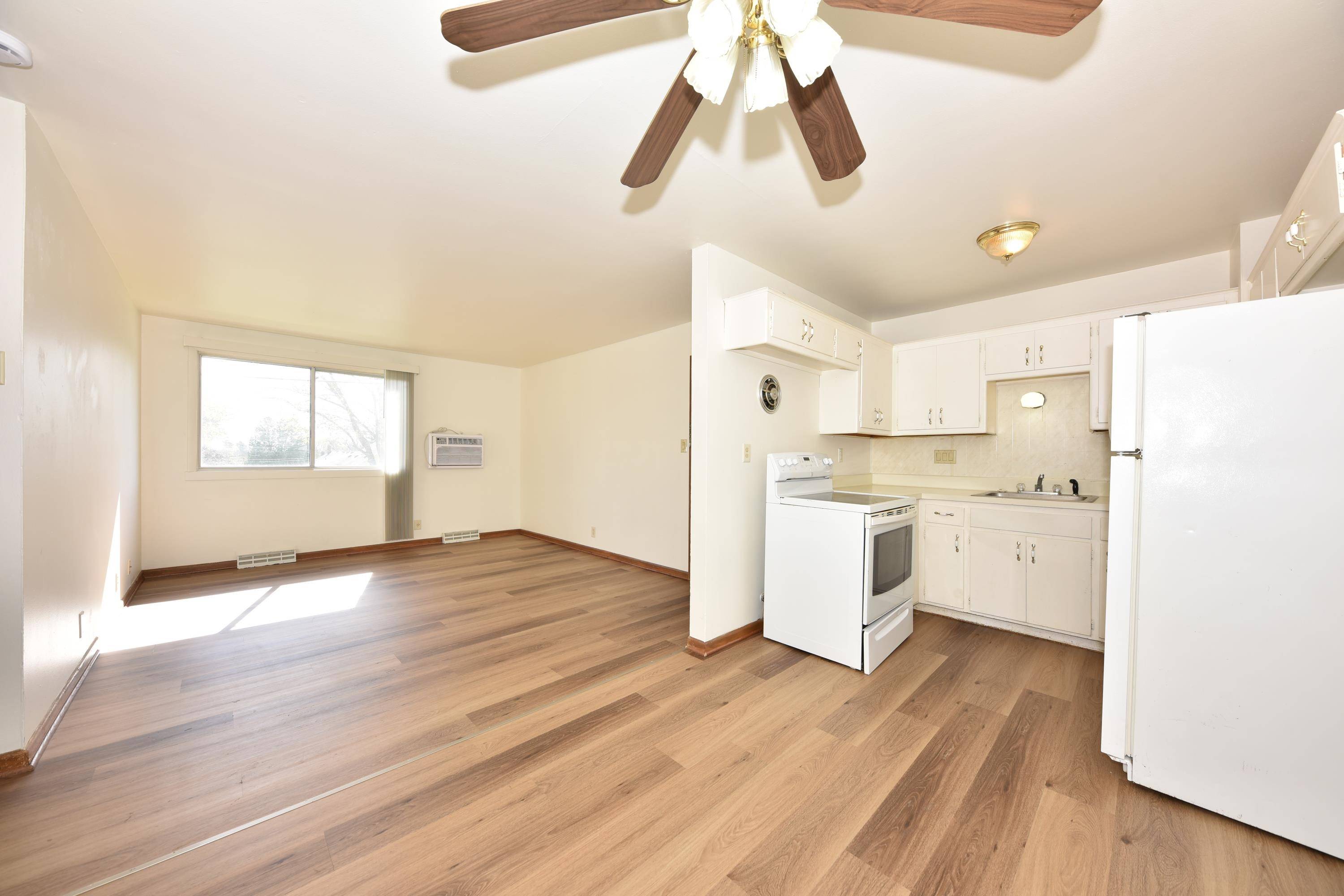 West Bend, WI 53090,1104 Green Tree Road